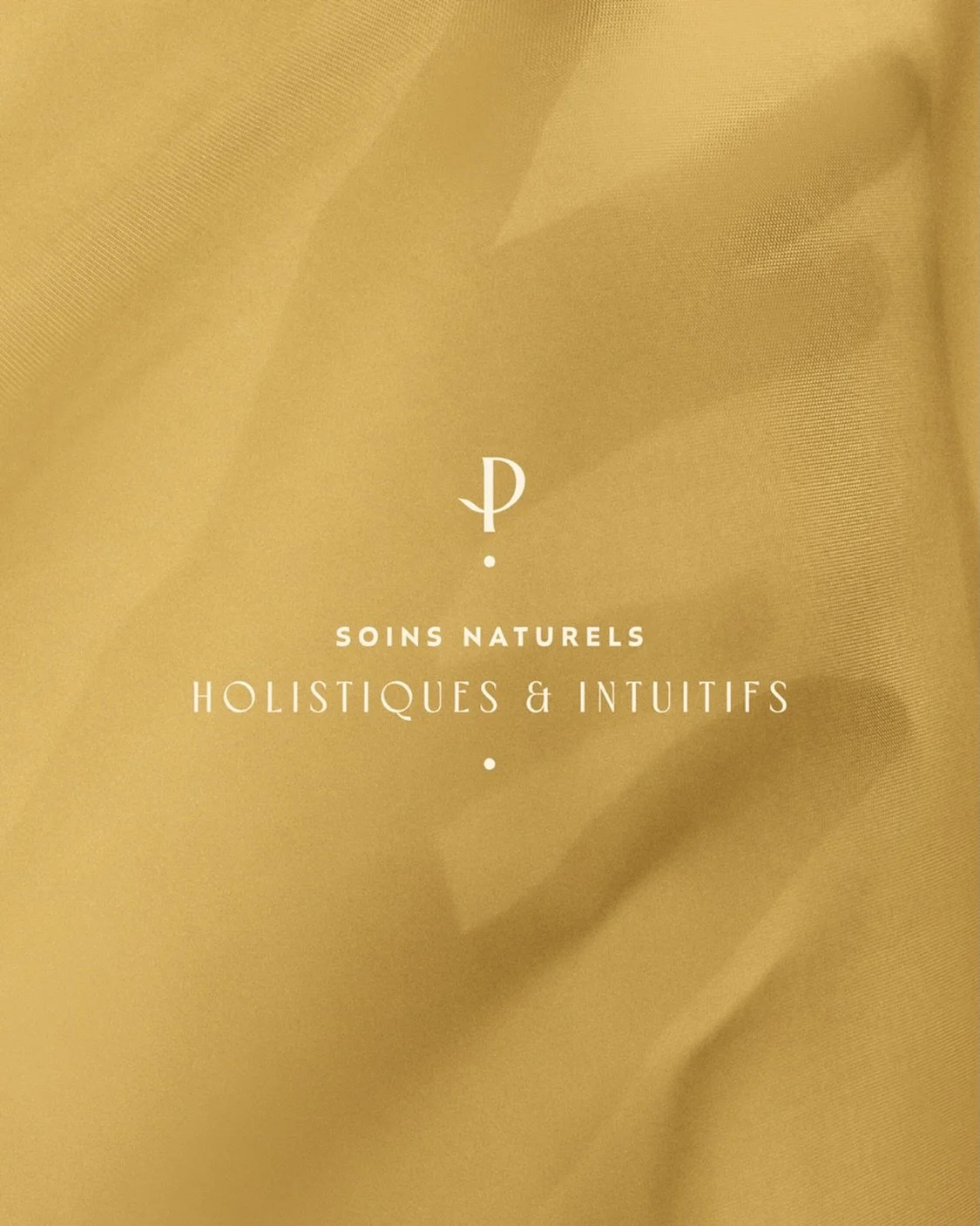 Il y a des rencontres qui marquent&hellip; et celle avec Julie en fait clairement partie. 🌸

En 2025, j&rsquo;ai eu la chance de concevoir l&rsquo;identit&eacute; visuelle de @maison_peauaime , et aujourd&rsquo;hui j&rsquo;avais envie de t&rsquo;en 