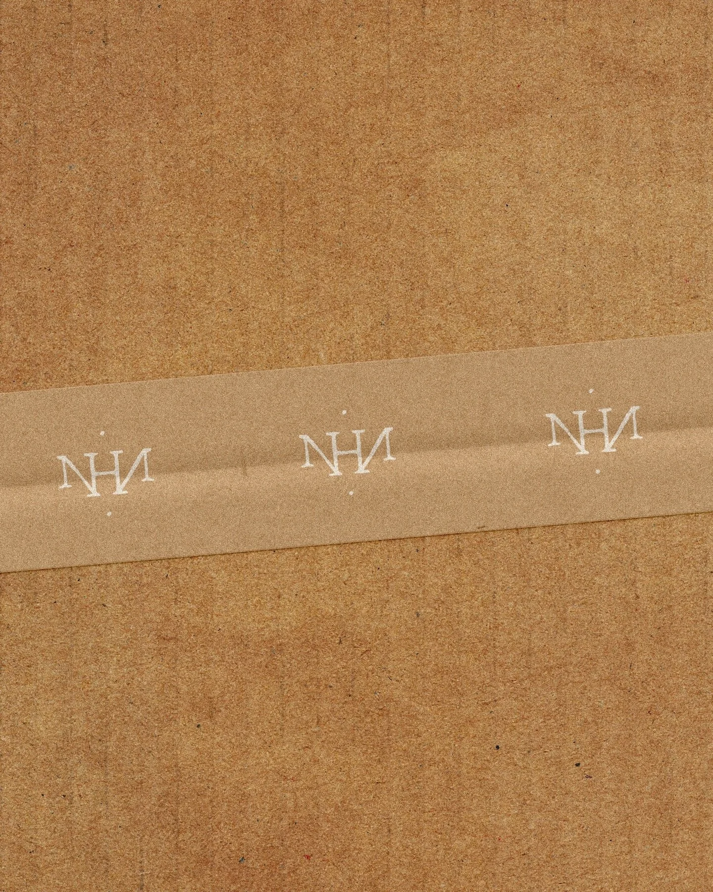 🪡 Pour en d&eacute;coudre | Identit&eacute; visuelle

Un premier aper&ccedil;u de l&rsquo;identit&eacute; visuelle de Pour en d&eacute;coudre.

Une marque engag&eacute;e, vraie, brute et symbolique.

Une identit&eacute; inspir&eacute;e par les arts 