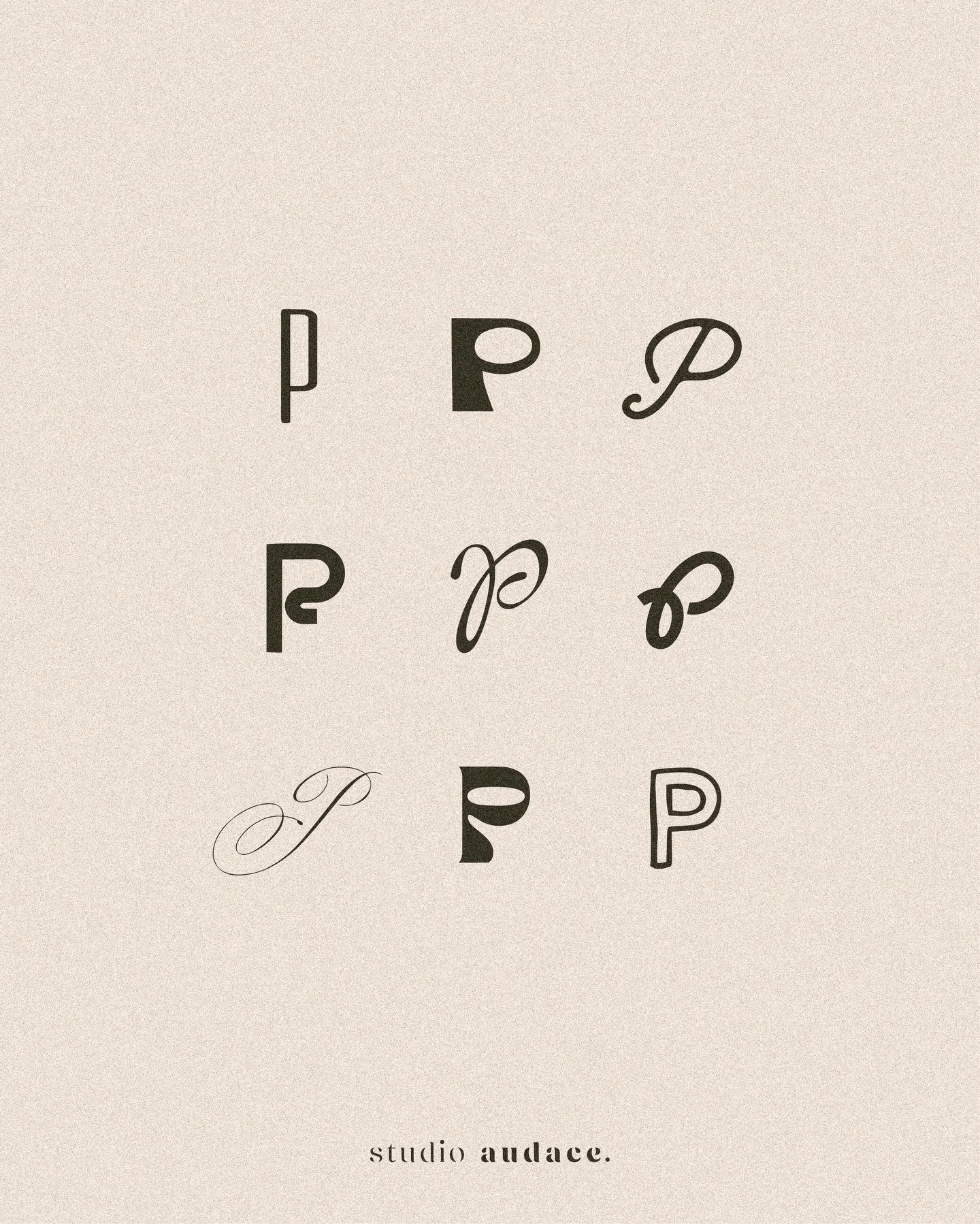 ✏️ Une lettre peut devenir une vraie signature.

Place &agrave; la lettre P qui cr&eacute;er l&rsquo;&eacute;quilibre entre :
&bull; la base qui ancre et donne du caract&egrave;re
&bull; la boucle pour le geste, la douceur, l&rsquo;&eacute;lan
&bull;