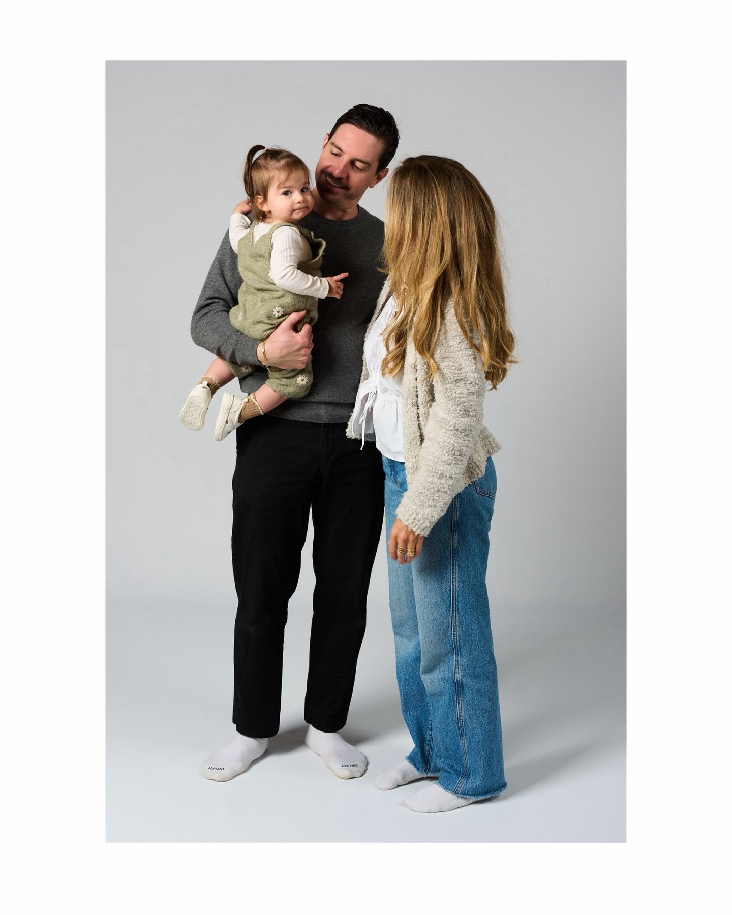 Haley, Nick, Willa for @theloveclub_xo