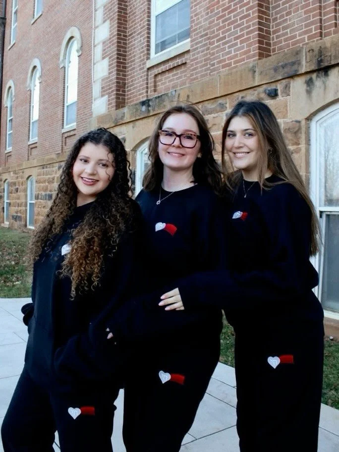 Created by the @arkansas_hillel executive board, this special set brings community together through intention and meaning. Rendered in Cardinal and White &mdash; the official colors of the University of Arkansas, the design nods to legacy, pride, and