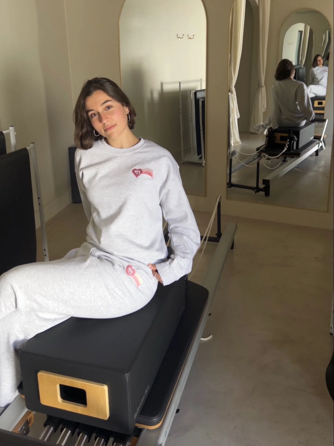 Move through your day with Ahava.

From studio to shoreline to everything in between, the Ahava collection is made to move with you.

Thoughtfully made. Easy to live in. Worn with meaning.