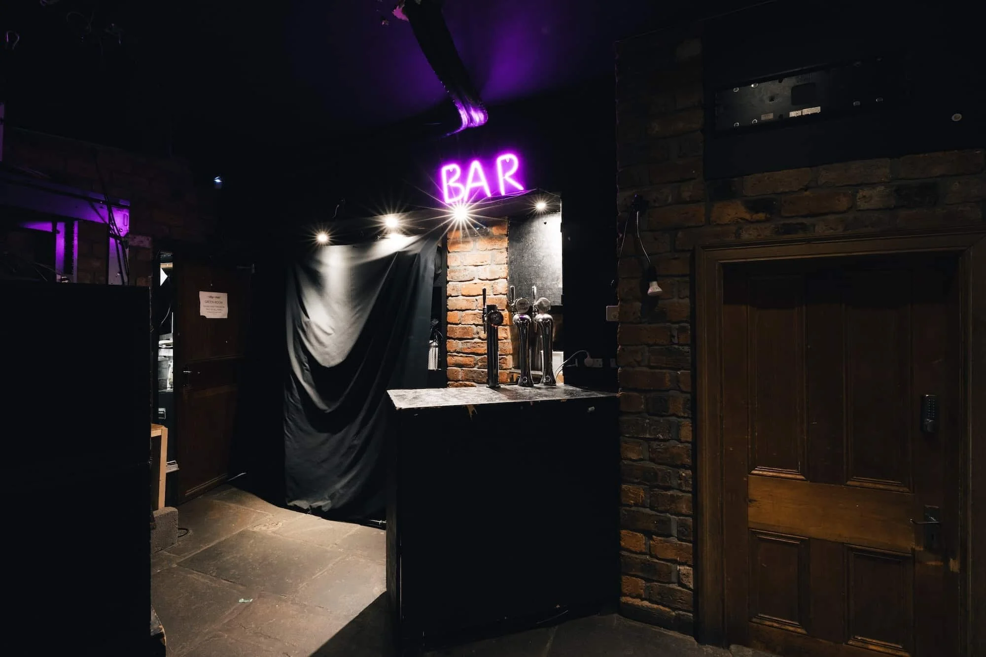 The Hug and Pint 16-min.jpeg