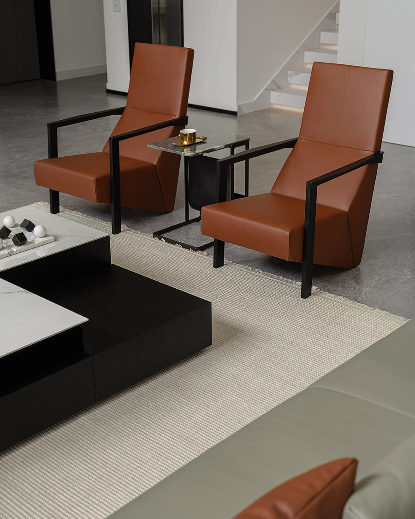 The Puzzle Chair is all about versatility and comfort. 

With over 100 materials to pick from, you can make it truly your own.

Products:
#Puzzle Chair
#Blend Coffee Table
#Cleo Side Table
#BloomSofa