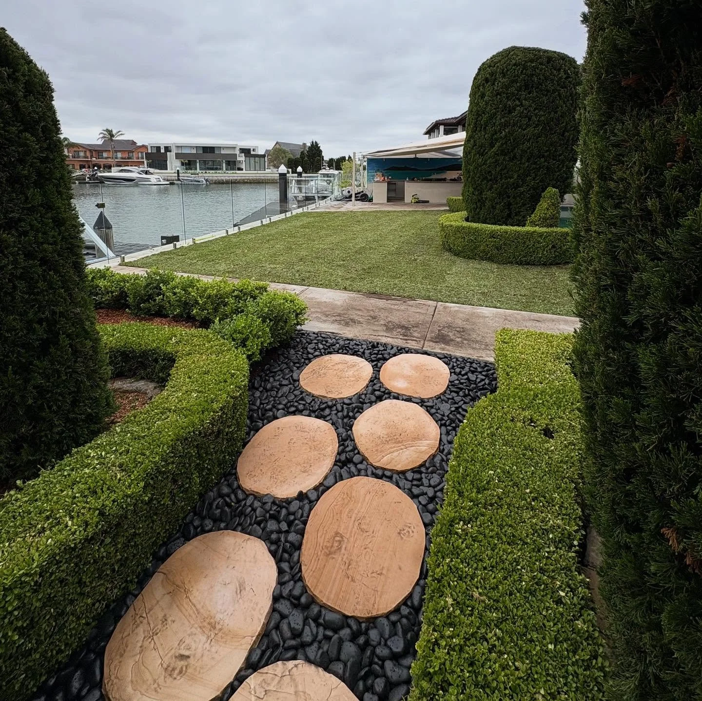 Big Sylvania waters project complete. 
We excavated the existing area, added 15 tonnes of turf underlay to raise the levels, followed by 80m2 of Sir Walter Buffalo, we then laid some beautiful sandstone pavers, and finished it off with fresh pebbles 