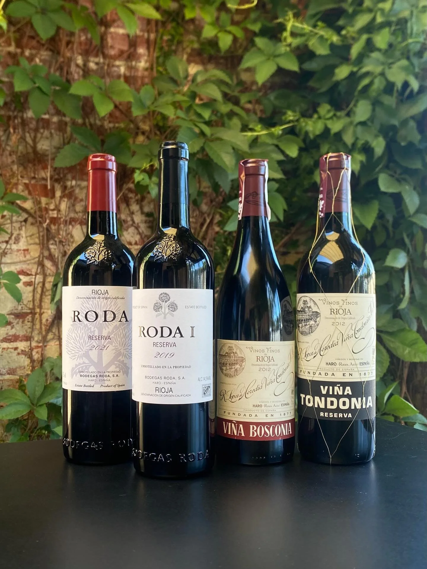 Spain&rsquo;s noble grape takes centre stage today &mdash; expressive, structured, and full of character.
From the time-honoured cellars of L&oacute;pez de Heredia to the modern precision of Bodegas Roda, these bottles show just how beautifully diver