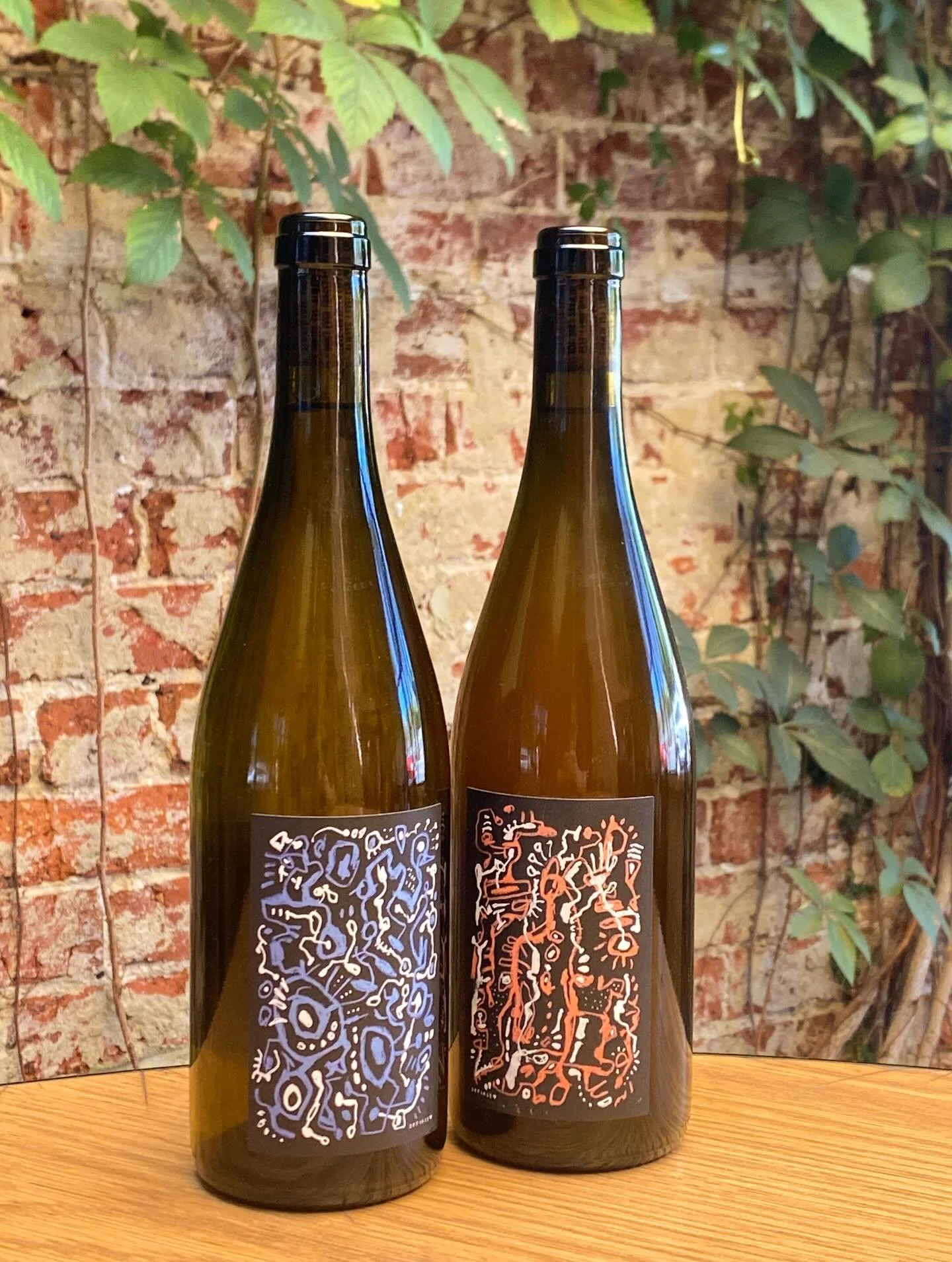 Even more great wines to come try tomorrow as we show off a spread of what @onda.perth has to offer

From @defialy_ 
Zippy Savagnin &amp; aromatic orange wine

From @local_weirdos_wine 
Slightly skinsy swan Bianco, a tropical great southern SB &amp; 