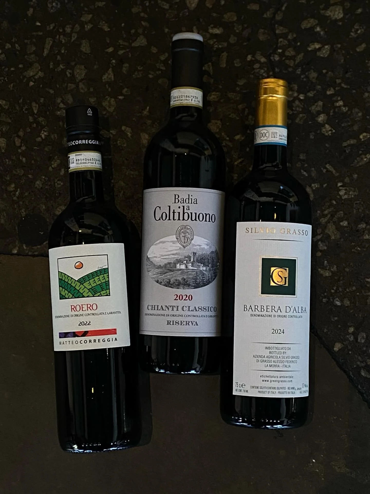 It&rsquo;s steak night at besk this evening..
Come and enjoy the last breaths of summer and snag a good deal while you&rsquo;re enjoying yourself

Like maybe one of these three new steak-worthy reds:

&lsquo;22 Matteo Correggia Roero Nebbiolo

&lsquo