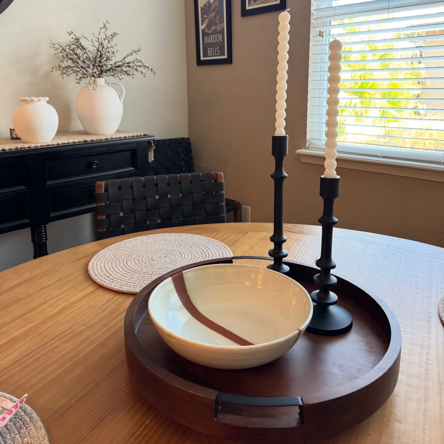 Our Sandstone bowl travelled to its new home in St. Augustine, Florida ⏳🏝️

We love seeing Brave pieces across the US and beyond! 

&mdash;
#sandstone #ceramicartist #dinnerware #smallbusiness #potterylife