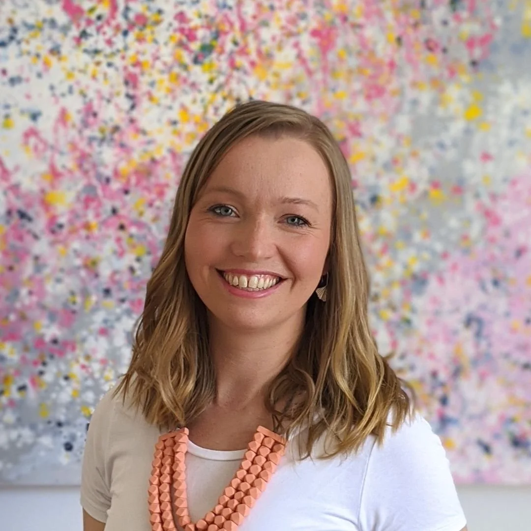 Image of artist Elizabeth Sorosina
