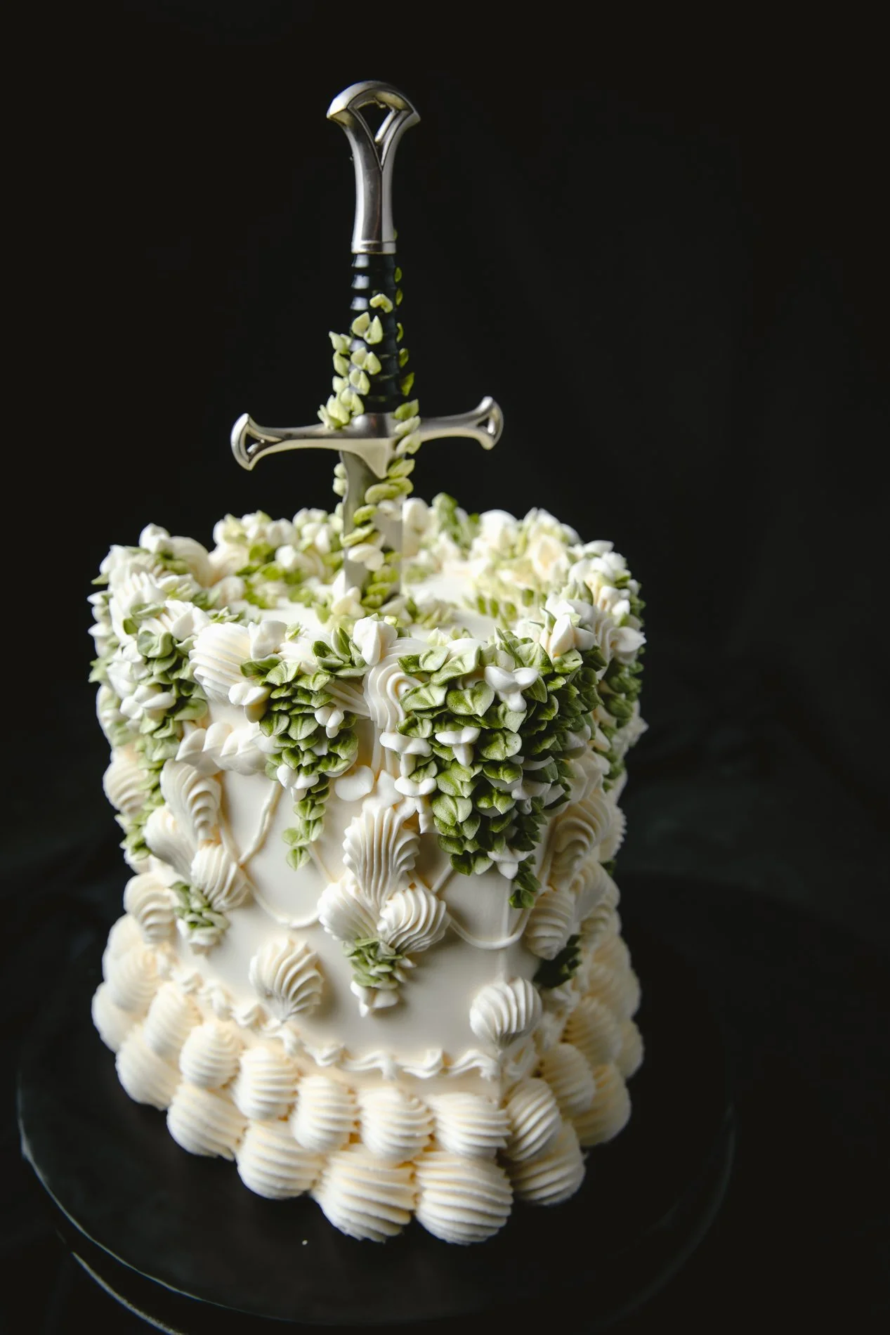 Single Tier - Vintage Dagger Mossy-5.jpg