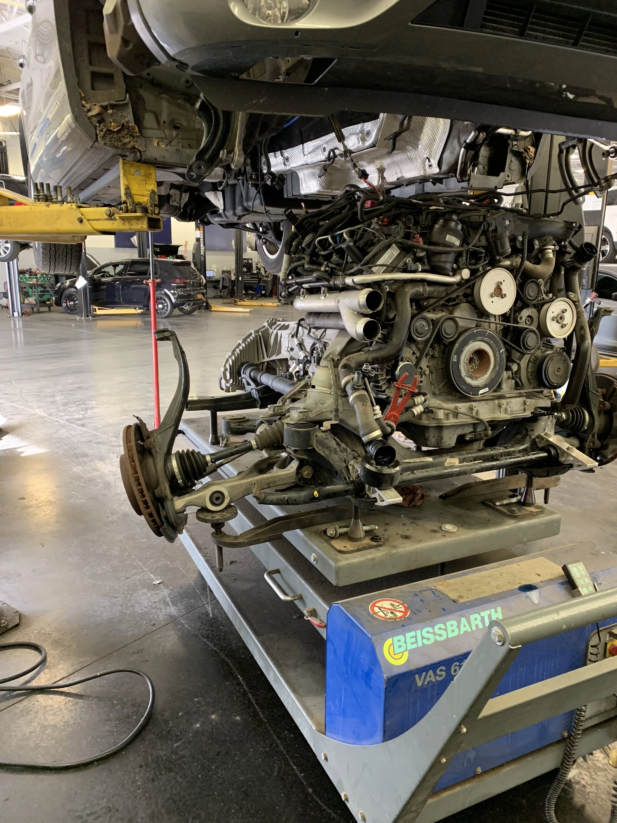 Touareg engine 1.JPG