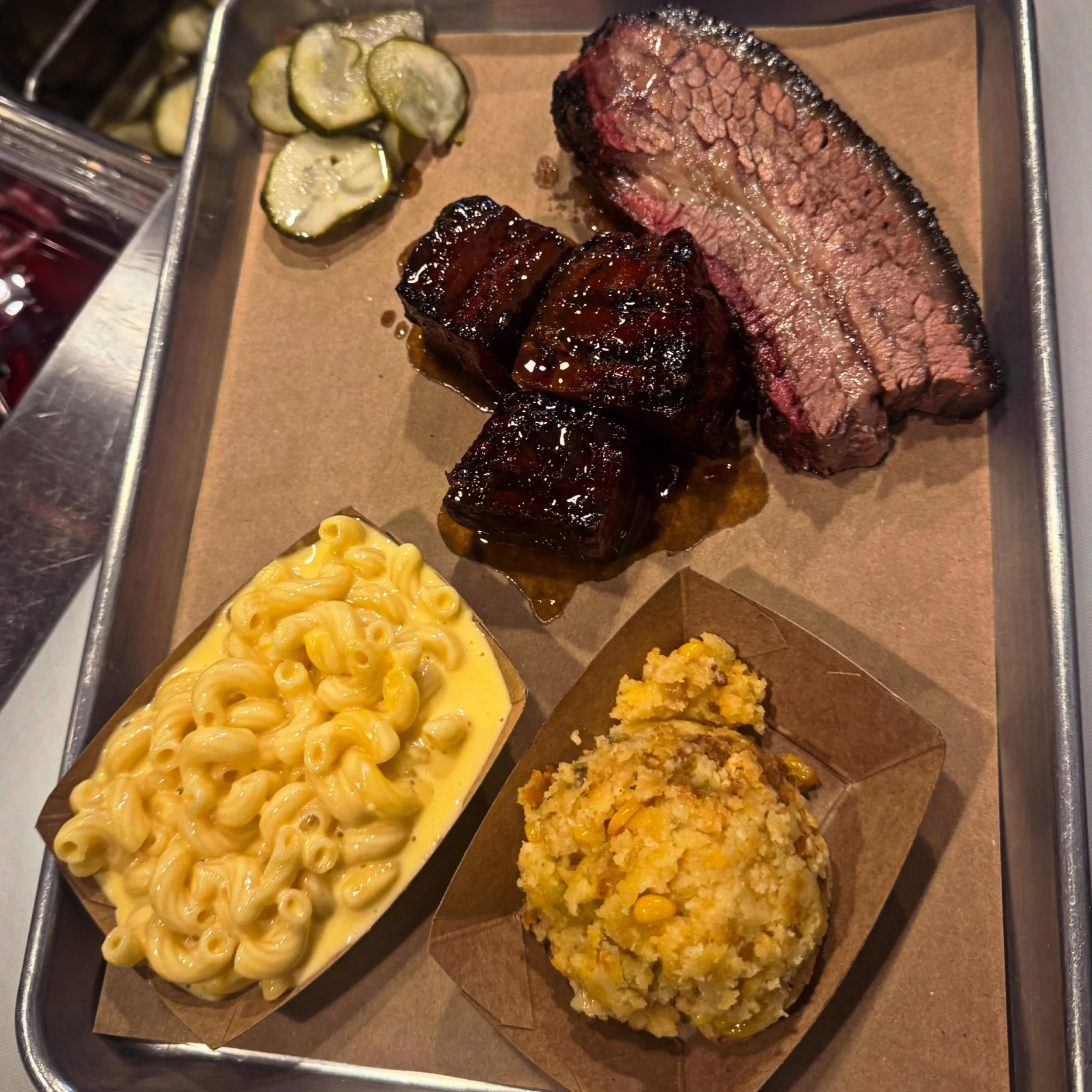 we ❤️ you moms 
Full Texas bbq menu + burnt ends + mashed potatoes &amp; gravy + $30 racks
11AM-3PM