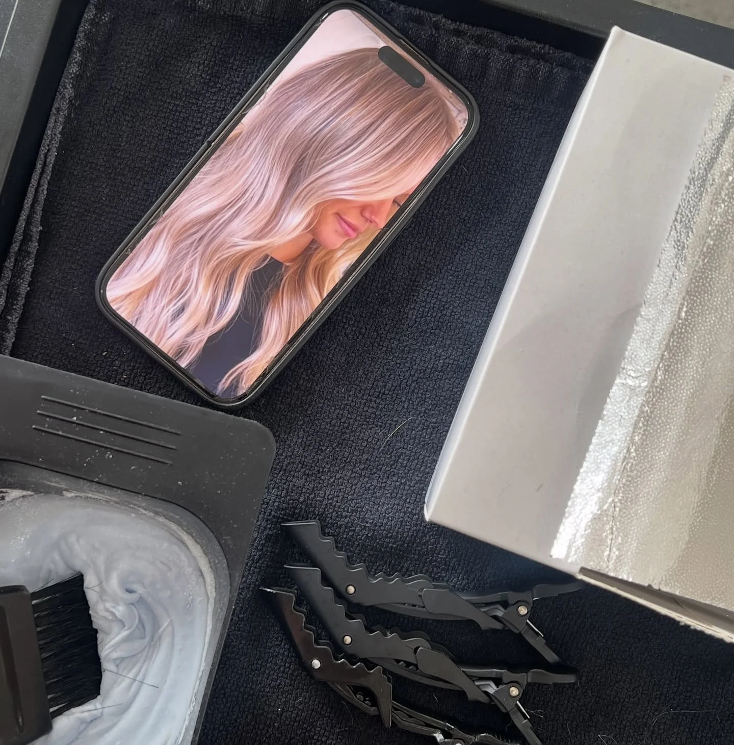 The tools that create the perfect lived in blonde ✂️