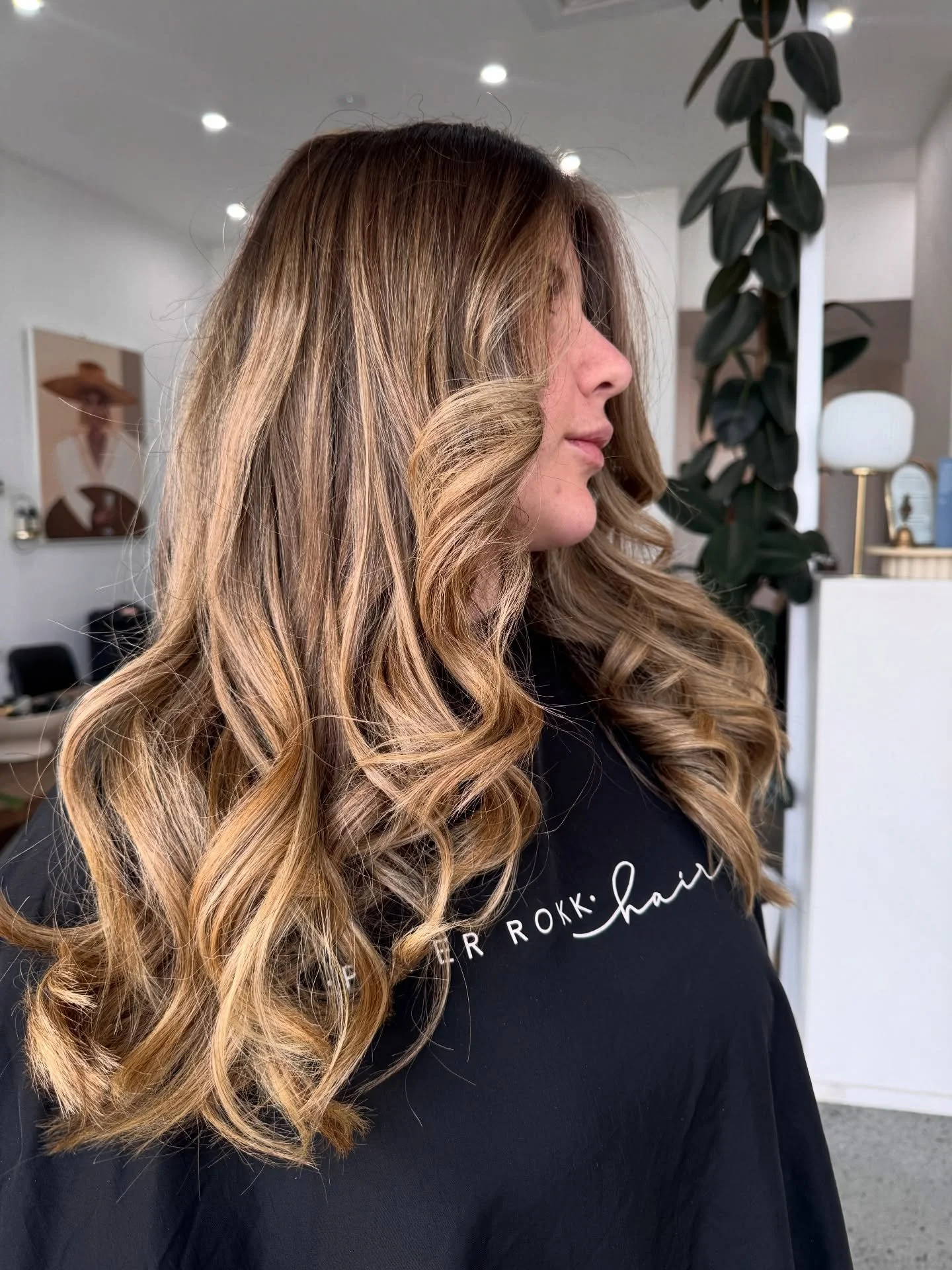 Low maintenance, yet high impact 💁🏼&zwj;♀️ 

By our Senior stylist Jewel, swipe to the end to see the before 🫶🏼