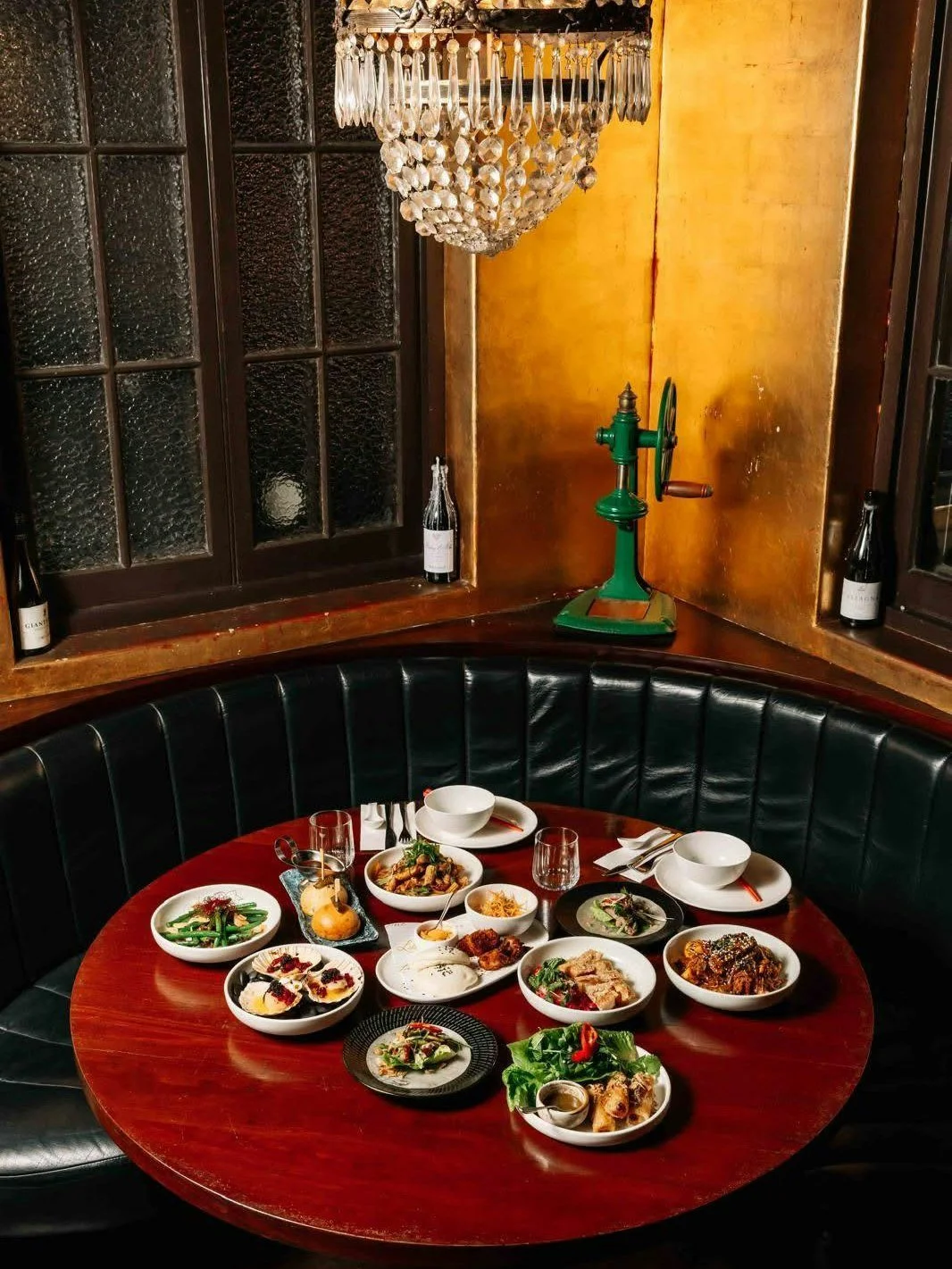 Festive season in full swing - and this Saturday spread is bringing the cheer 🎄🔥

Book your banquet and let the celebrations roll 🥢💃

#itslibertinebaby

Call (07) 3367 3353 or book online at www.libertine.net.au
Located at The Barracks