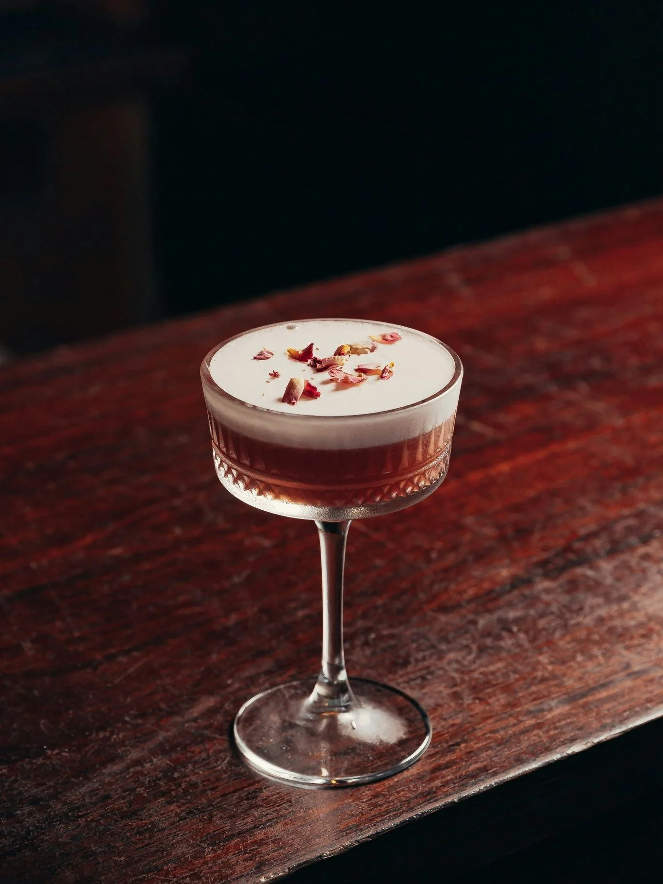 It&rsquo;s Christmas Eve! 🎄🥂
The lights are twinkling, the cocktails are flowing and the festive spirit is very much in the air ✨

Settle in, order your favourites and enjoy the magic of Christmas Eve with us 🥢💃

 #itsalibertinechristmasbaby

Cal