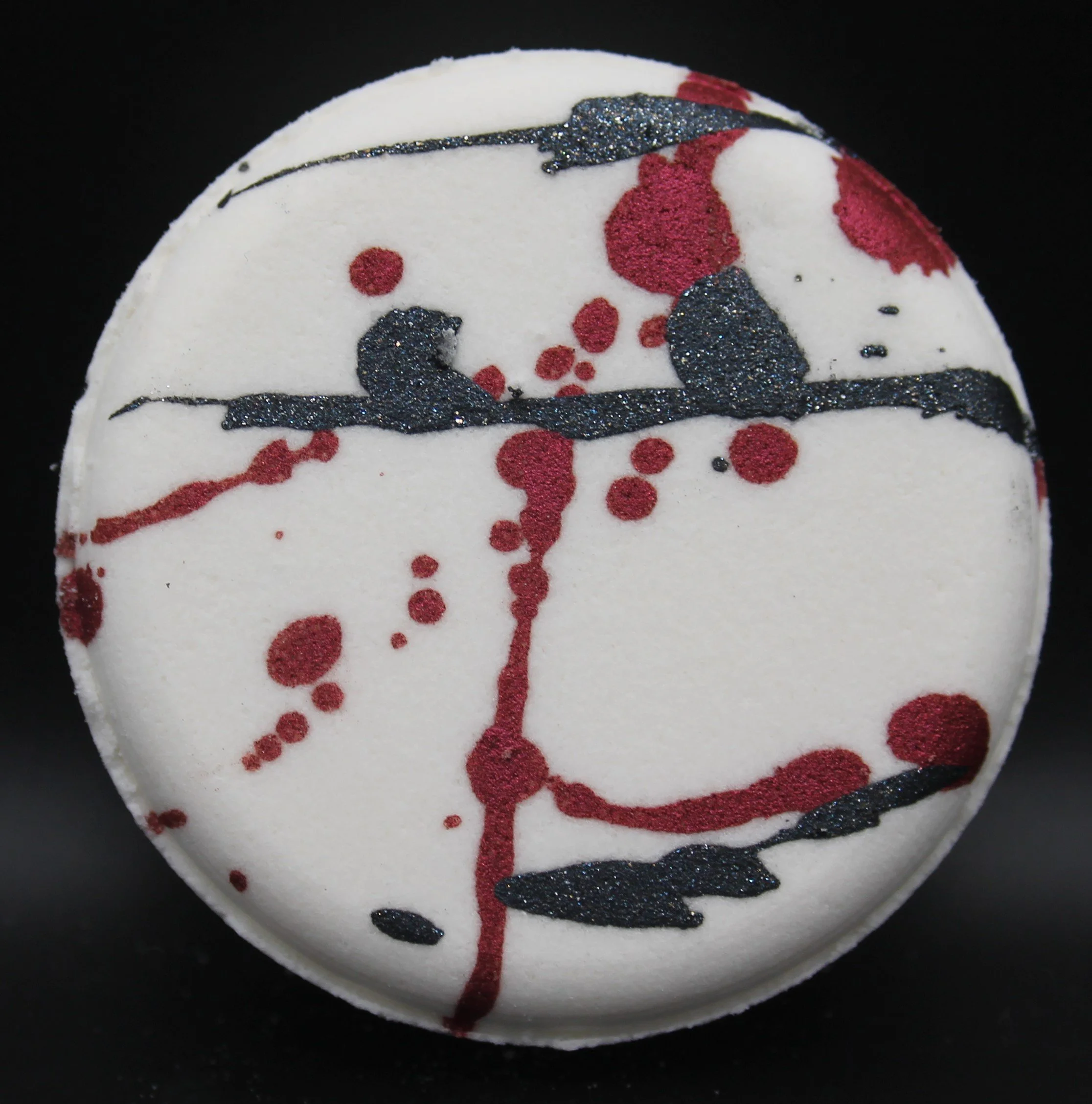 Lumberjack’s Lust Shower Steamer with a rugged blend of zesty citrus, clove, florals, ginger, woods, amber, and musk, perfect for creating a cozy woodland retreat in your shower.