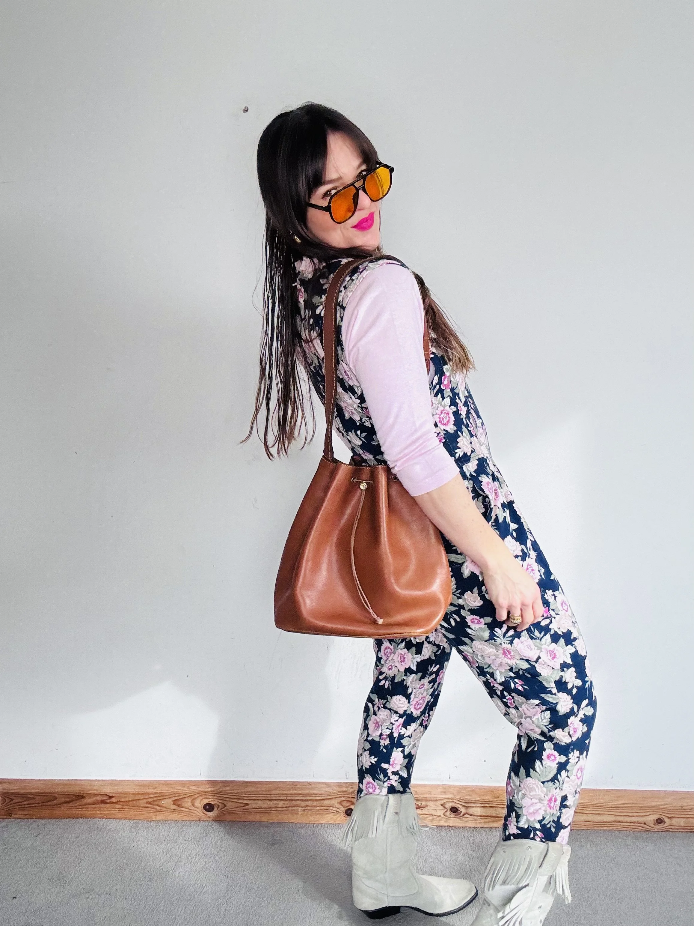 Italian leather bag with large gold ring detail