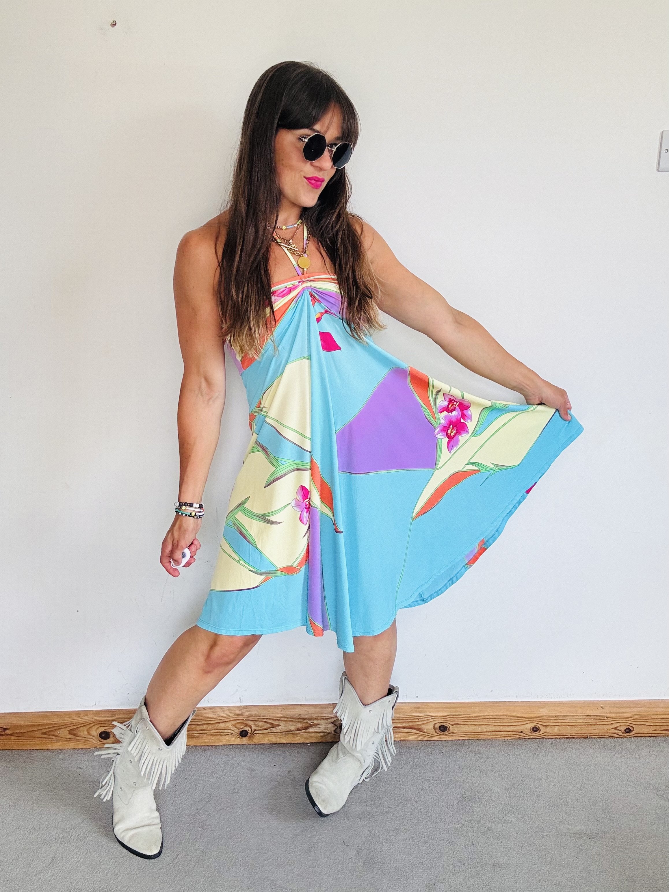 Dreamy 90’s strappy halter dress