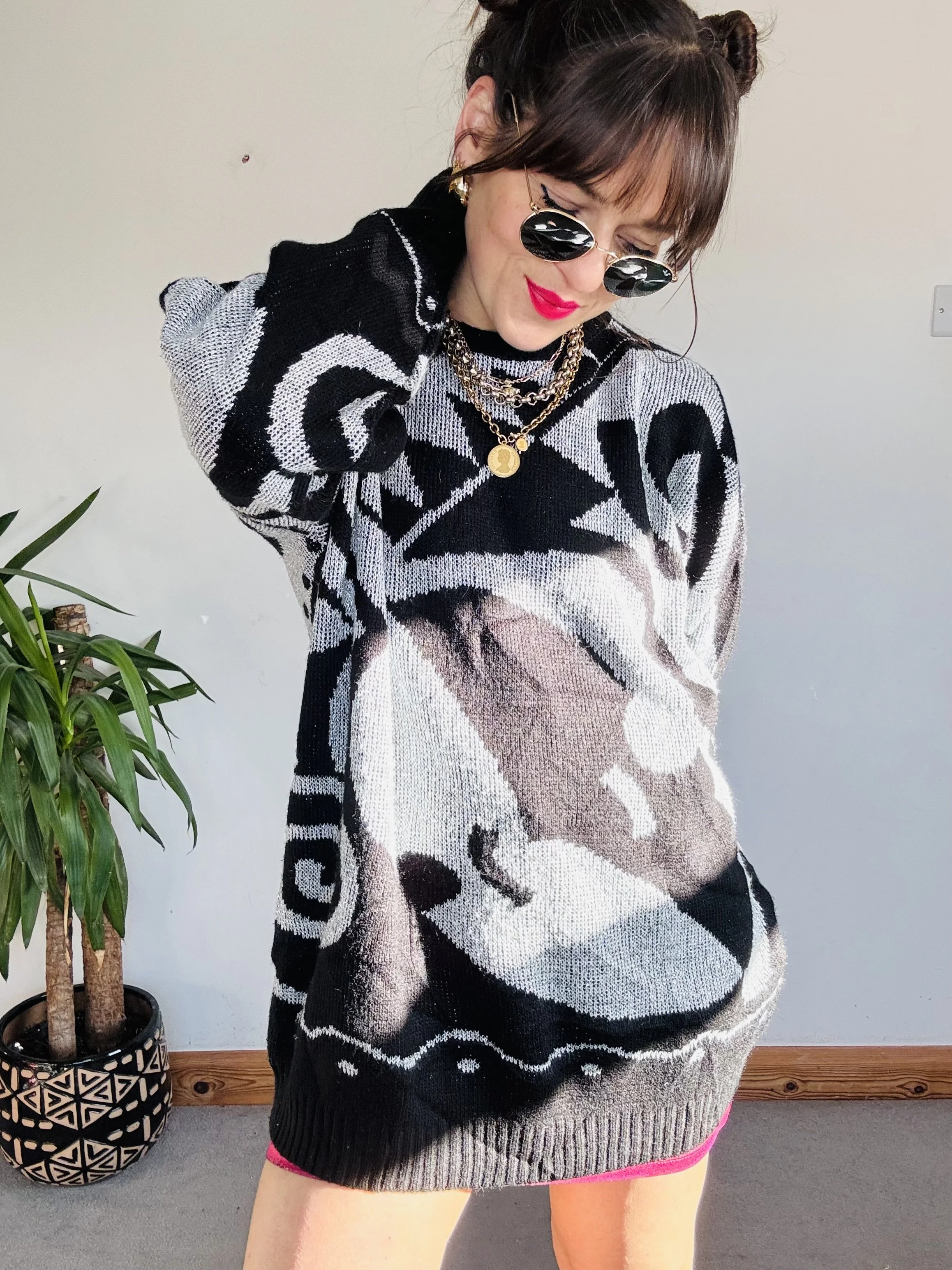 Crazy amazing 90’s JONATHON CASE USA abstract silver knit