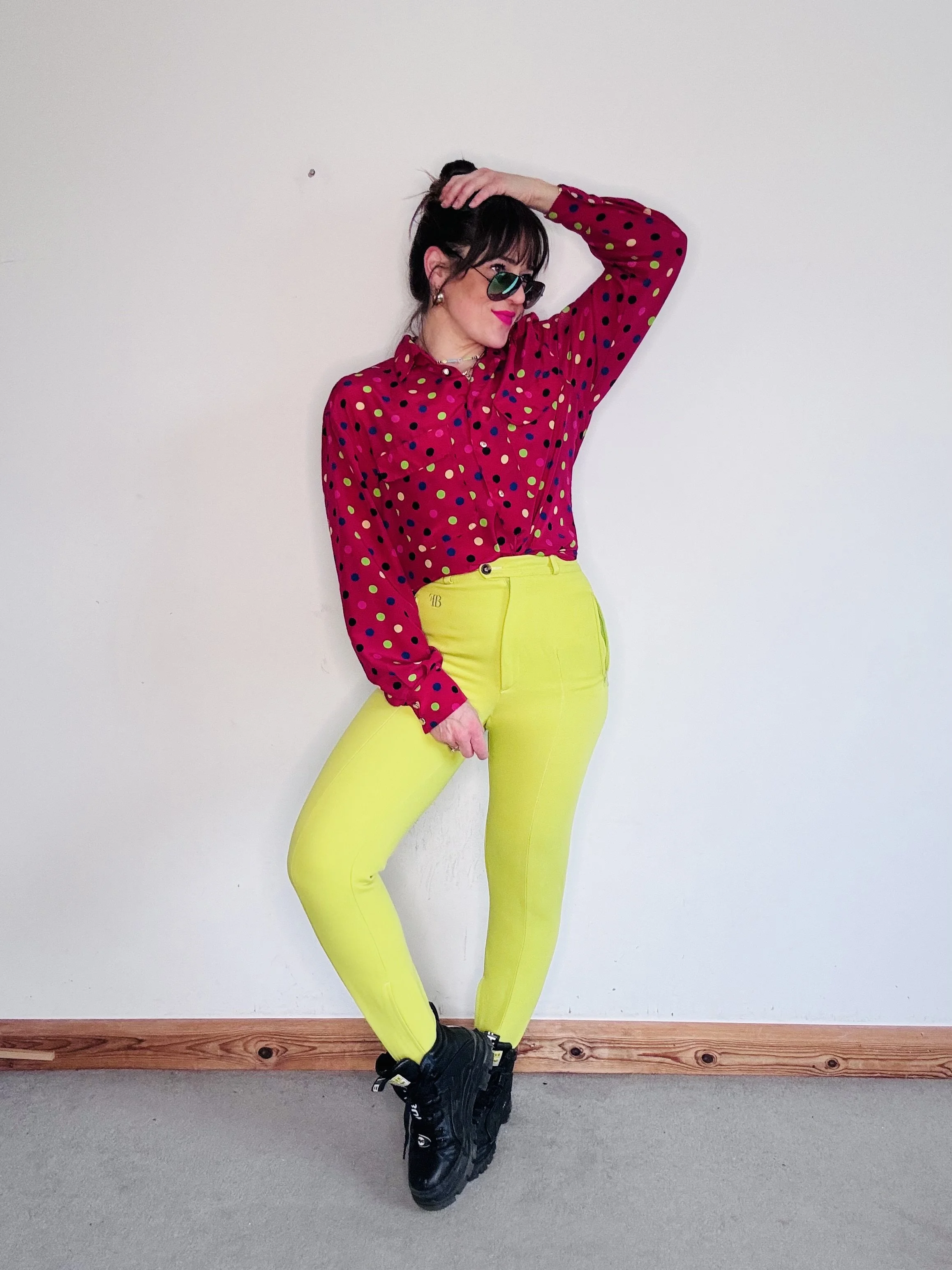 Neon yellow 80’s high waisted pants