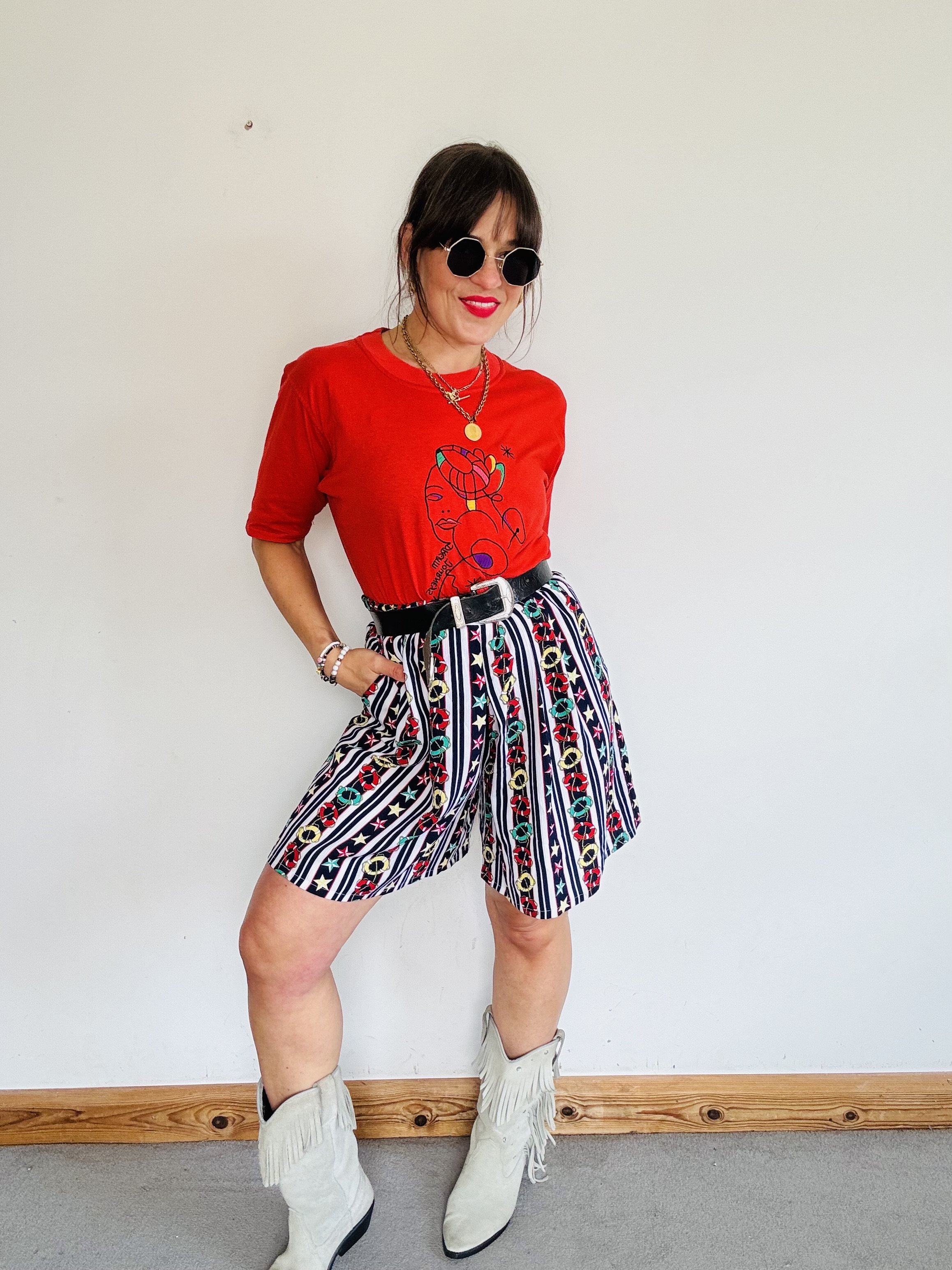 Amazing 90s nautical shorts