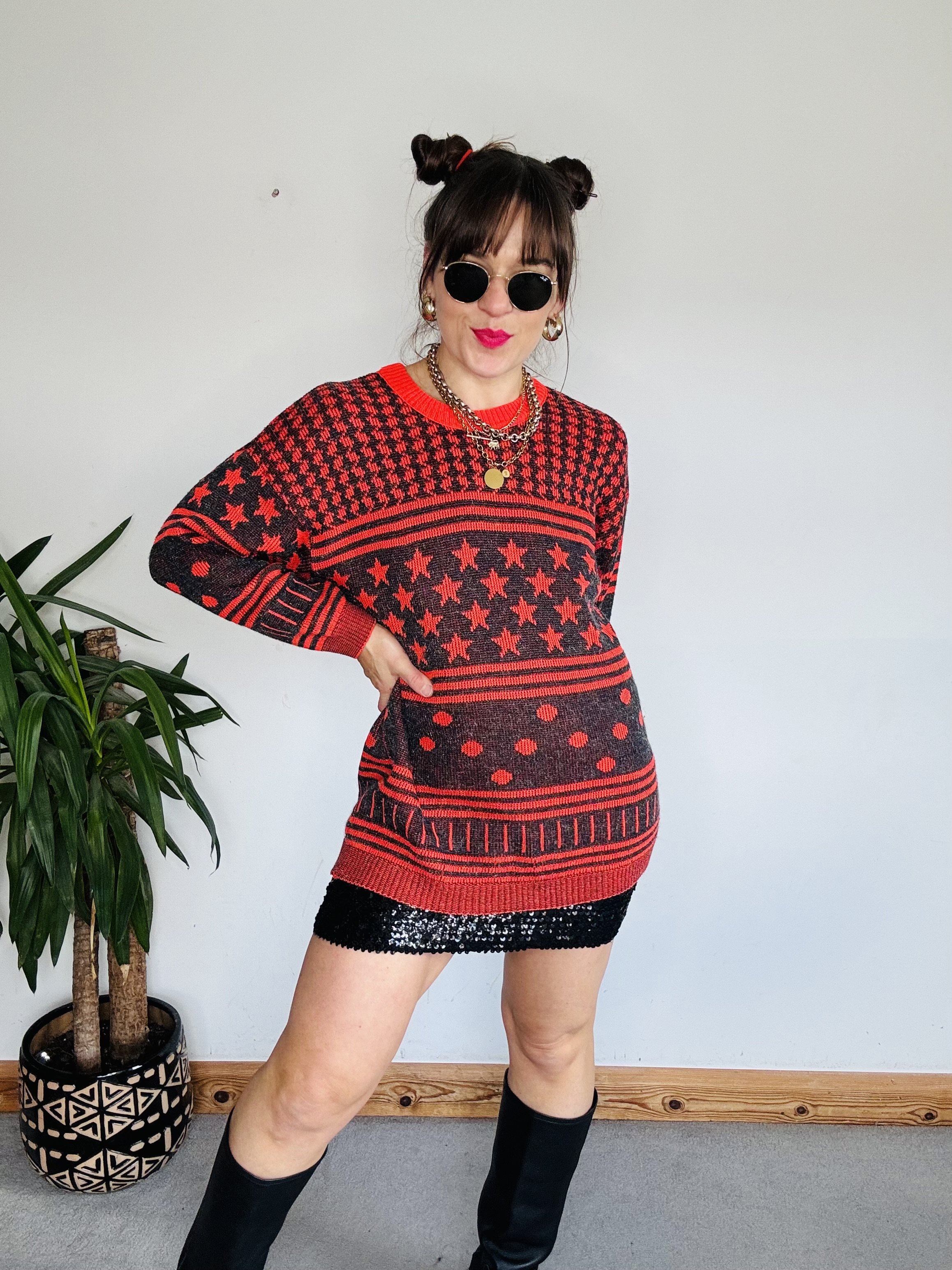 Very cool 80’s star  knit