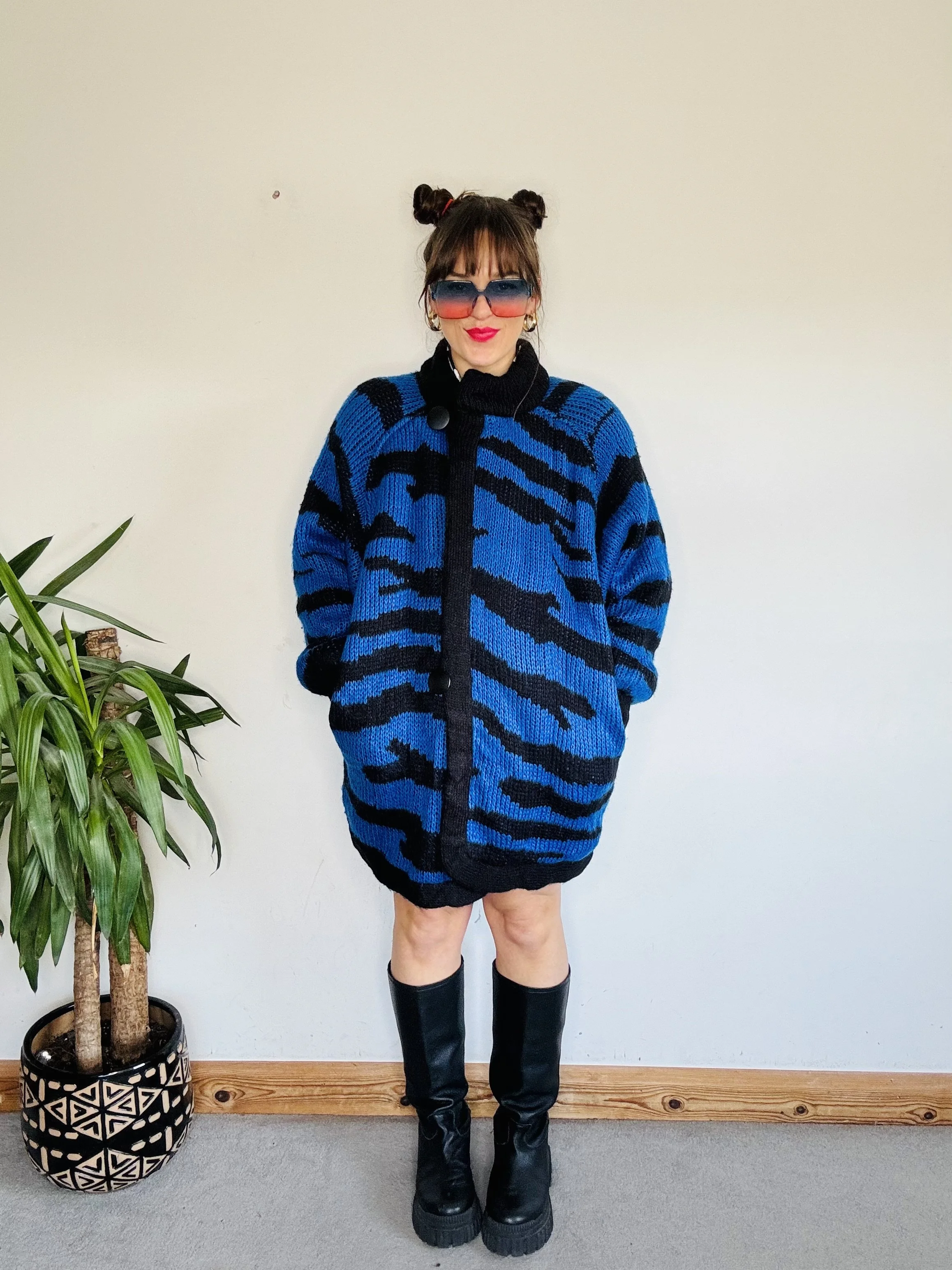 Unreal electric blue SILVERCORD USA zebra coatigan