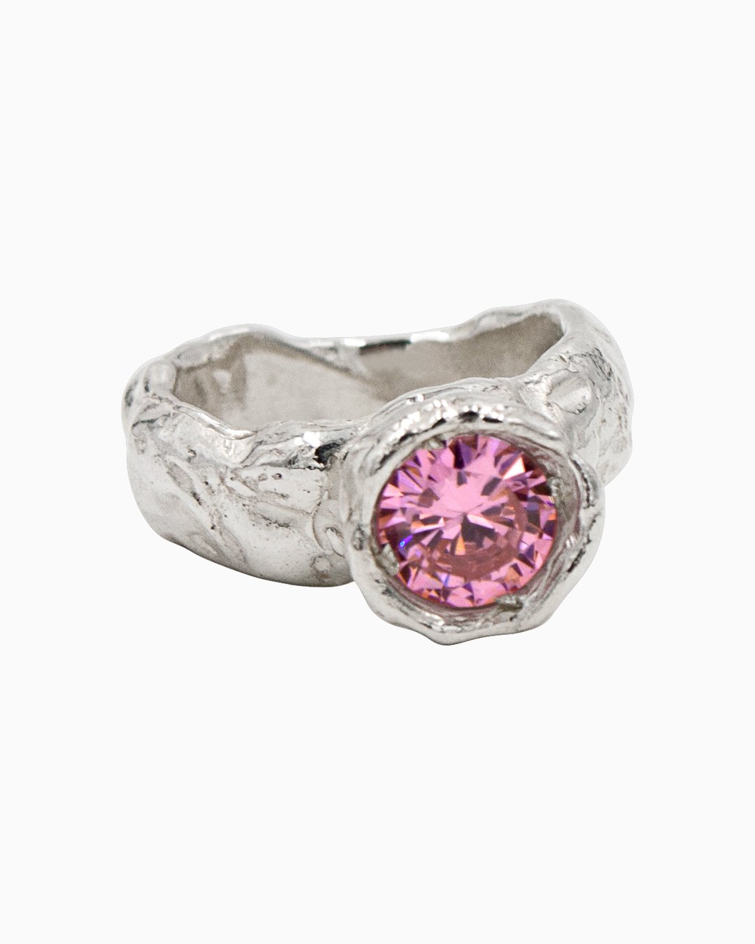 Silver Round Ring Pink. Contemporary jewellery, handmade in London by Nattie Jewellery.