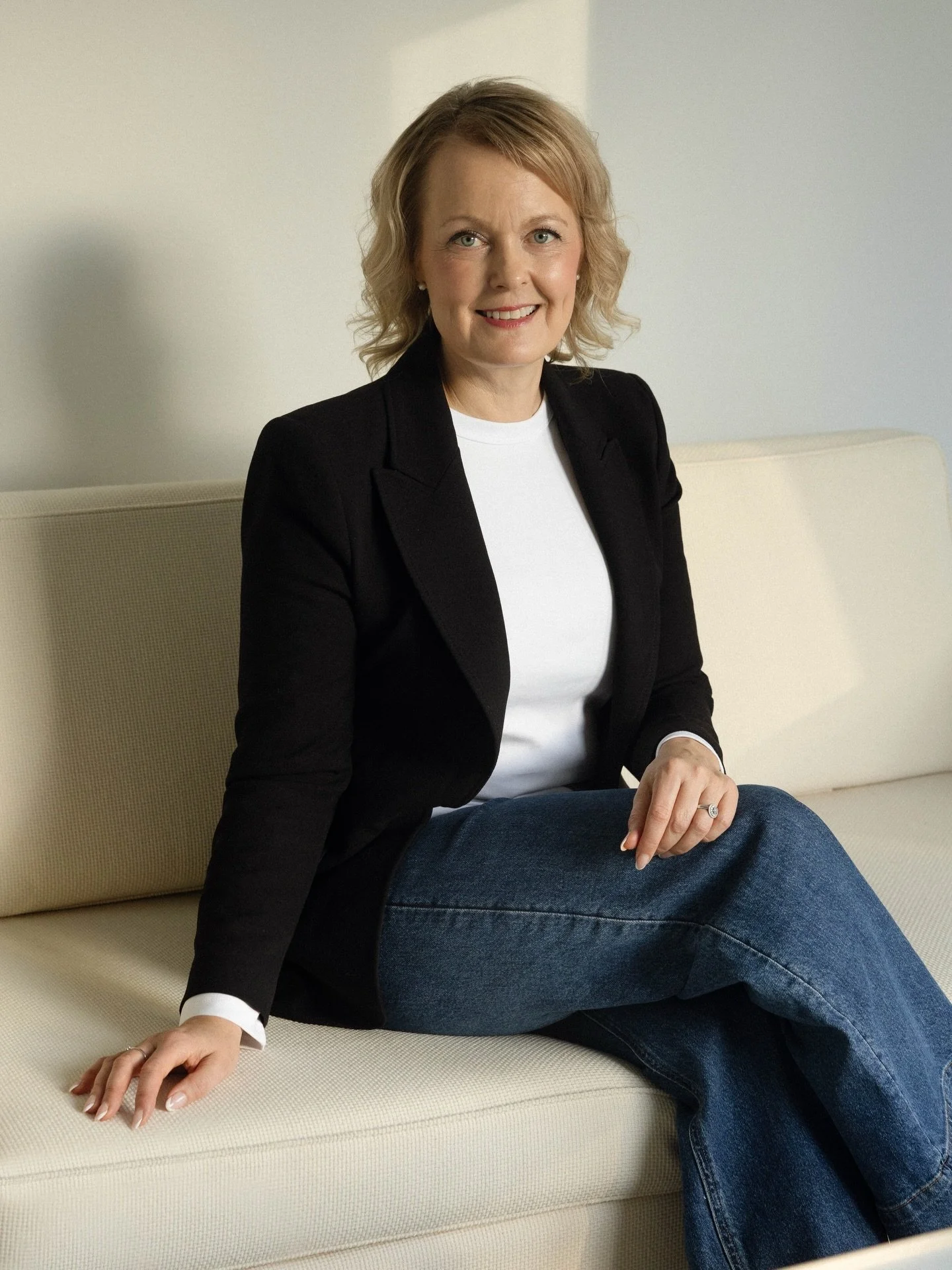 SUURIA&nbsp;UUTISIA 🥂

Yrityksess&auml;ni on tapahtunut valtava muutos, jota en olisi osannut odottaa jo nyt tapahtuvaksi&hellip;

Lilja ja @asuntopehtoori ovat yhdistyneet! 🤍  Rakkaat asiakkaat, t&auml;m&auml; ei tarkoita teille mink&auml;&auml;nl