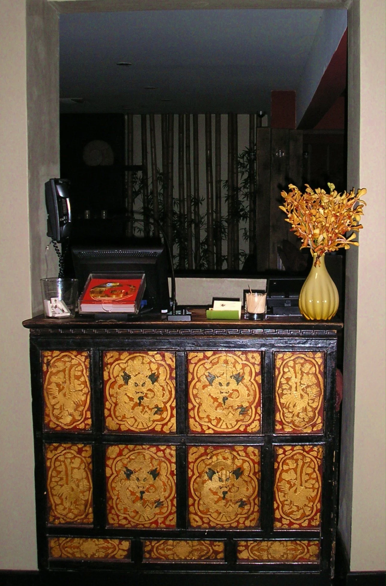 Restaurant Florist-Interior Scapes -events by Julie Jenkins (42).JPG