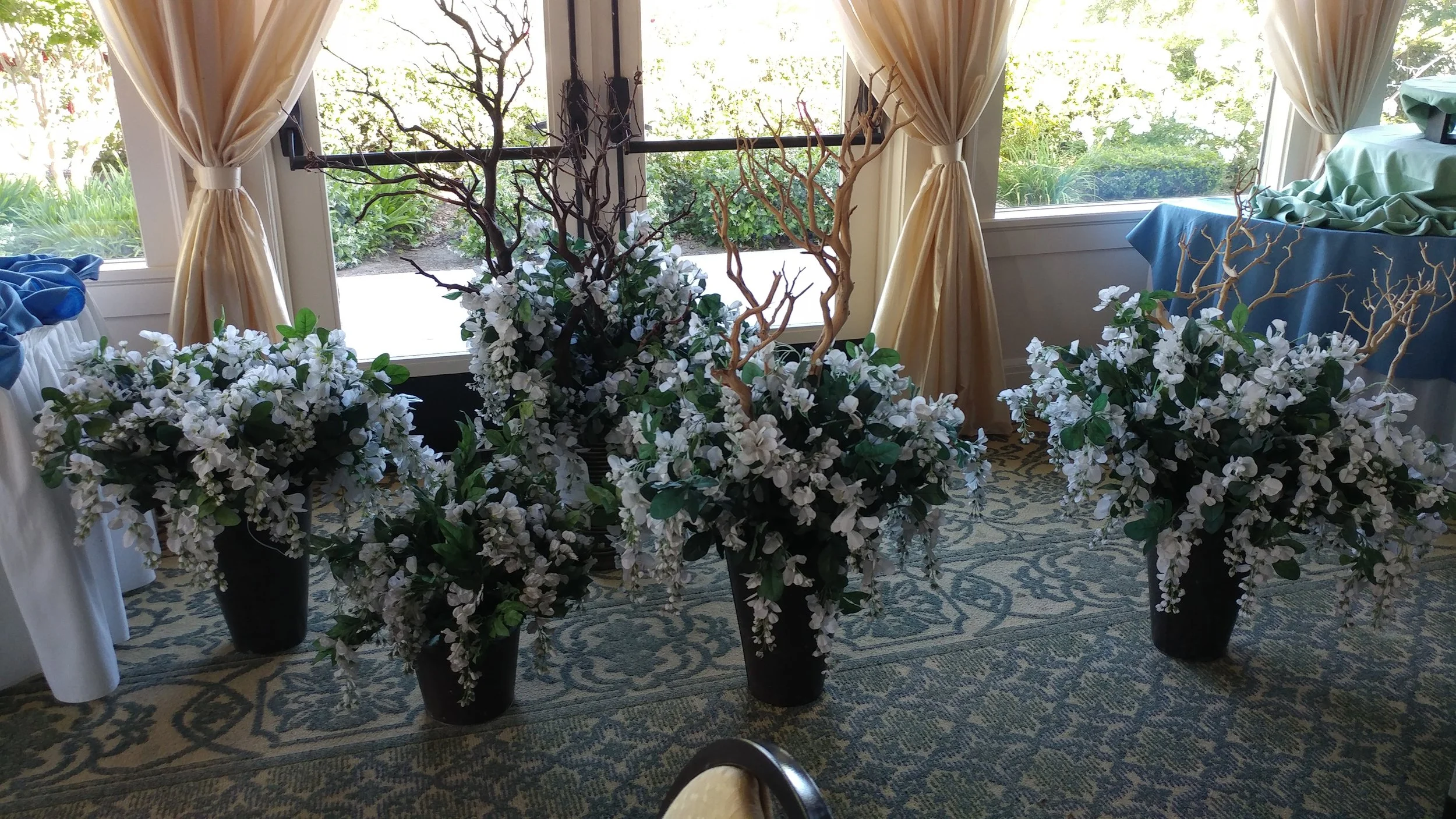 moorpark-county-club-mothers-day-brunch-florals-interior-scapes-events-julie-jenkins (1).jpg