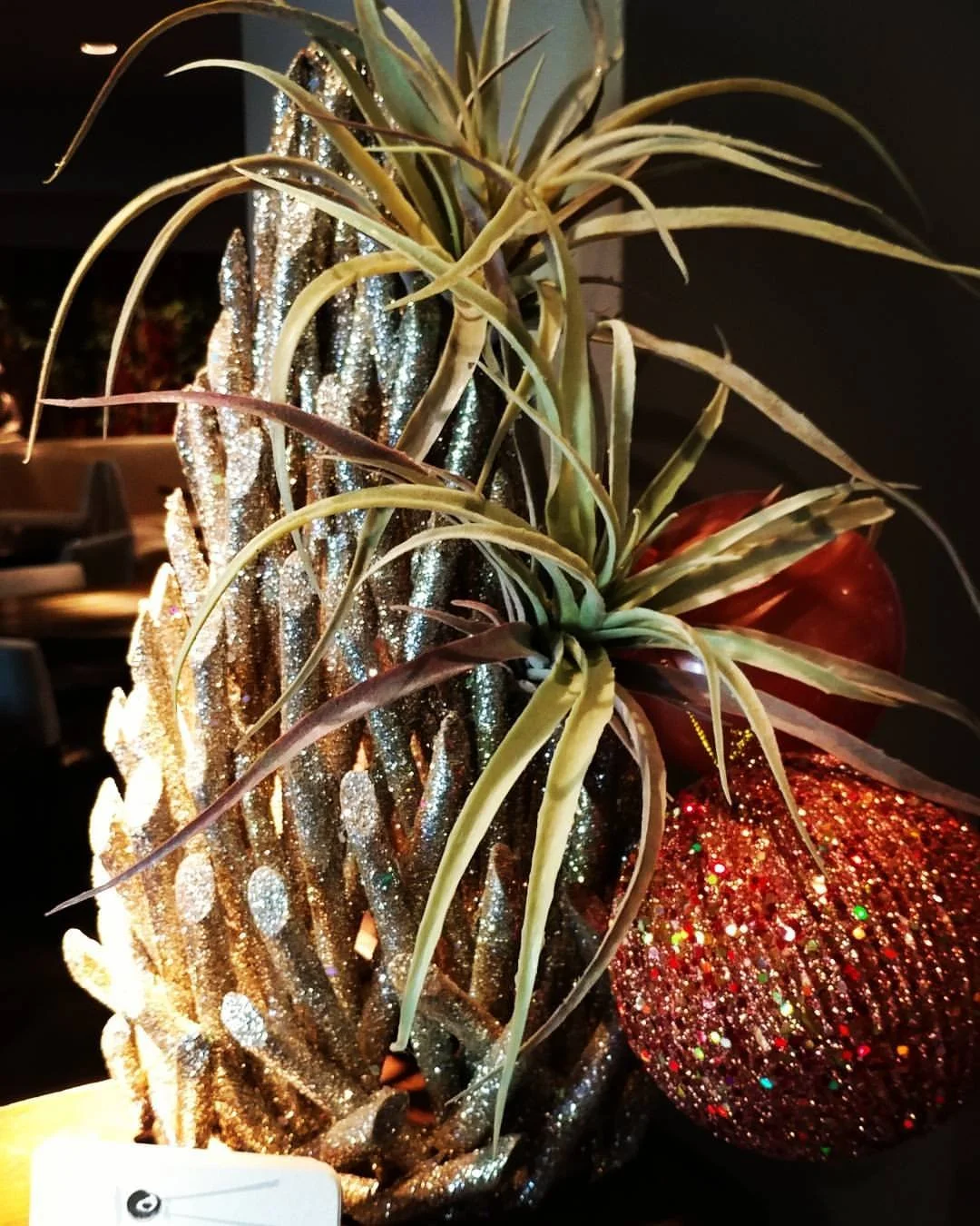 Restaurant Florist-Interior Scapes -events by Julie Jenkins (34).jpg