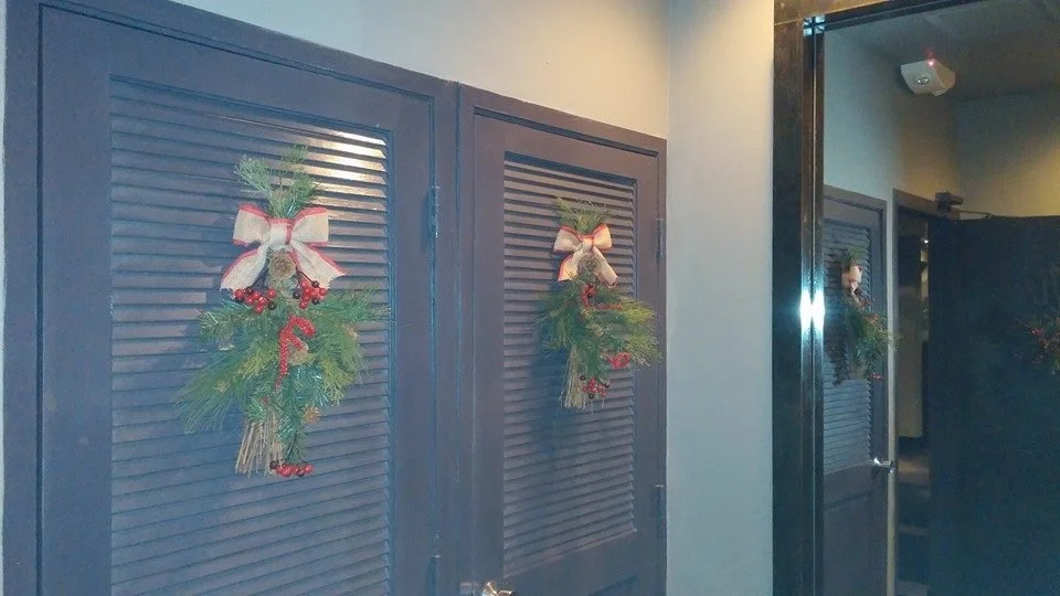 Restaurant Florist-Interior Scapes -events by Julie Jenkins (12).jpg