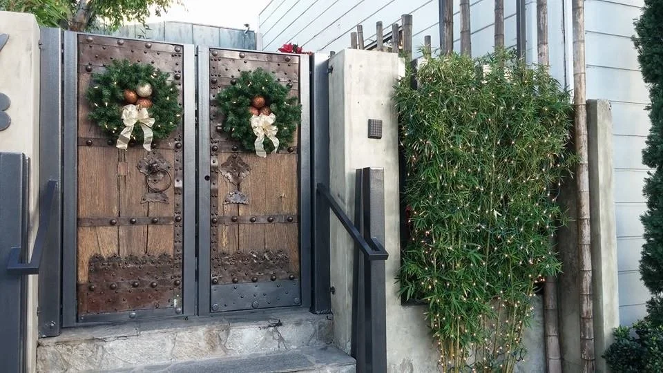 Restaurant Florist-Interior Scapes -events by Julie Jenkins (13).jpg