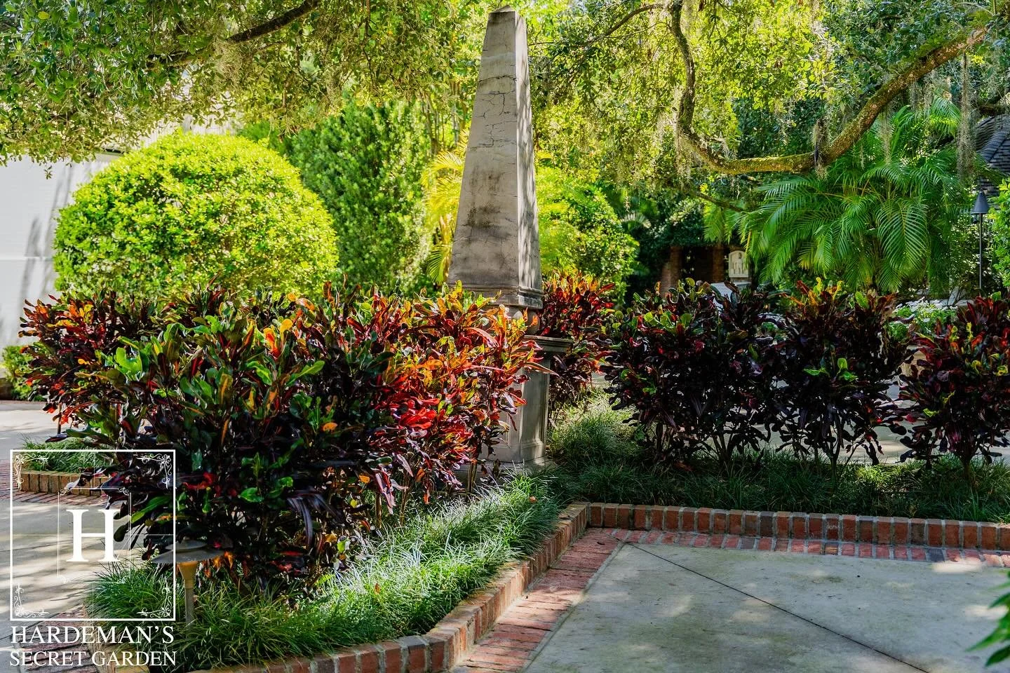 Hardeman’s Secret Garden is a place where dreams take root. Lush gardens, timeless architecture, and unforgettable scenery make it one of Florida’s most unique venues.
#hardemanssecretgarden #weddings #weddingreceptions #weddingvenue #we