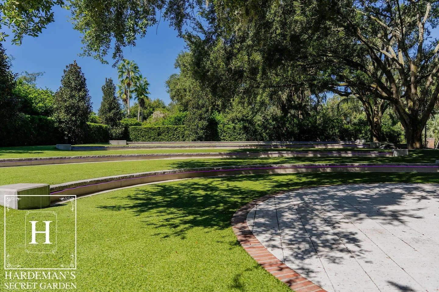 The Amphitheater at Hardeman’s Secret Garden is where open space and natural beauty come together. Surrounded by trees and timeless architecture, it’s the perfect place for ceremonies, performances, and outdoor gatherings that deserve som