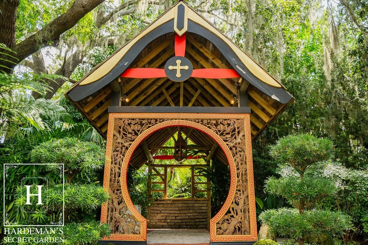 Find balance and beauty in the Oriental Garden at Hardeman’s Secret Garden. Designed with traditional East Asian landscaping principles.
#hardemanssecretgarden #weddings #weddingreceptions #weddingvenue #weddingtime #wedding #weddingphotograph