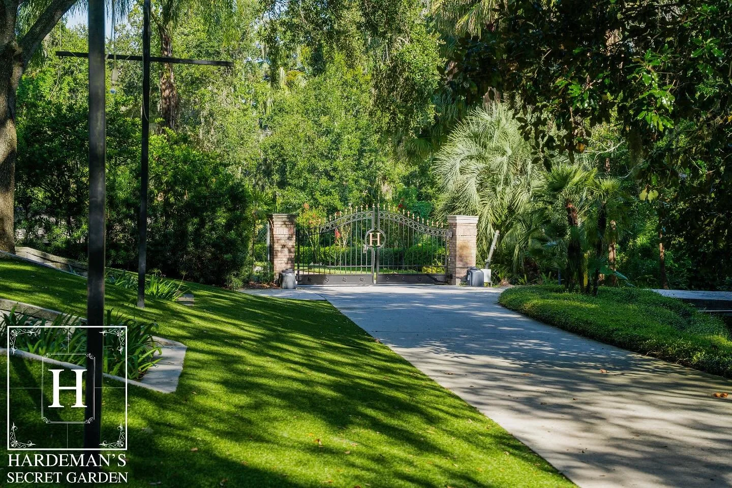Whether you’re hosting, celebrating, or simply exploring — Hardeman’s Secret Garden offers a space that feels both elegant and alive.
#hardemanssecretgarden #weddings #weddingreceptions #weddingvenue #weddingtime #wedding #weddingp
