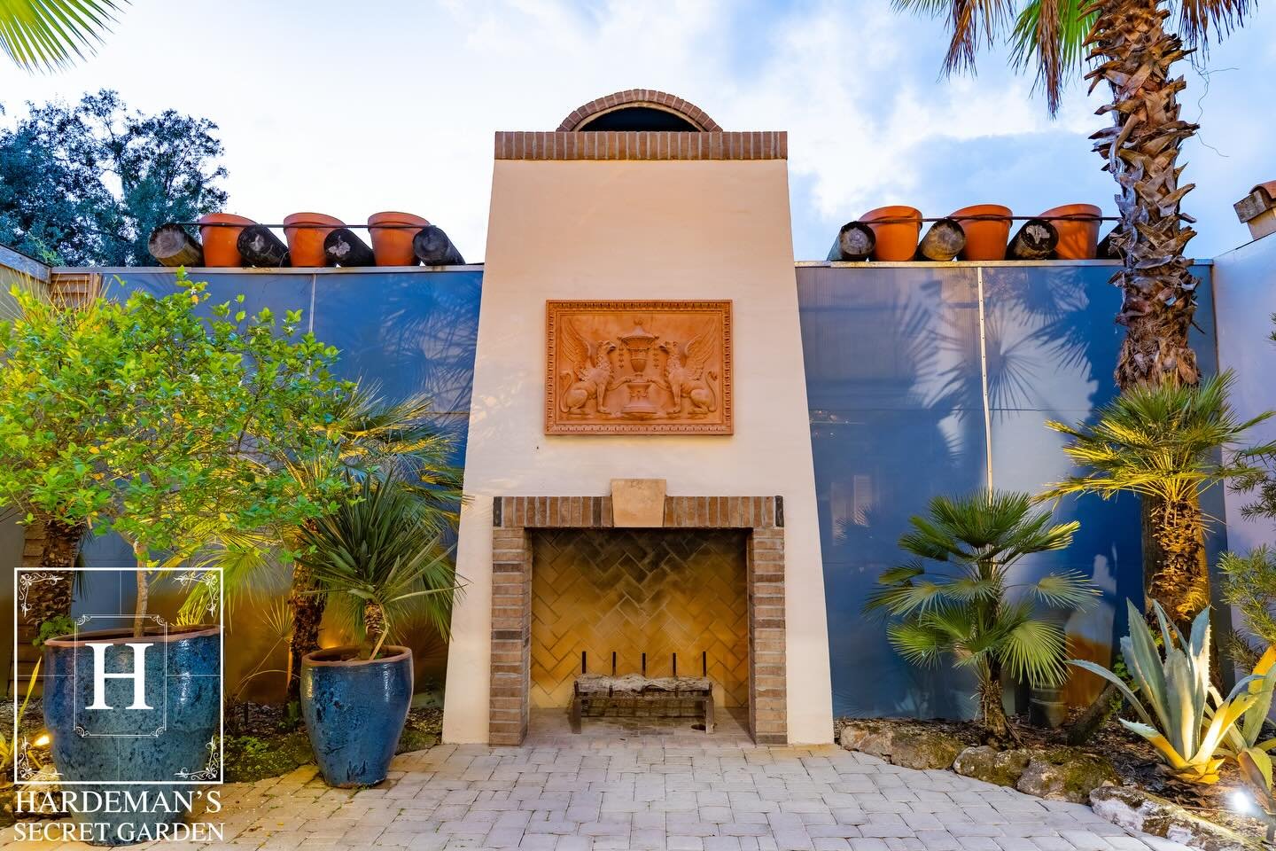 The Succulent Garden at Hardeman&rsquo;s Secret Garden features bold textures, unique plants, and striking natural details.

www.hardemanssecretgarden.com
#hardemanssecretgarden #weddings #weddingreceptions #weddingvenue #weddingtime wedding weddingp