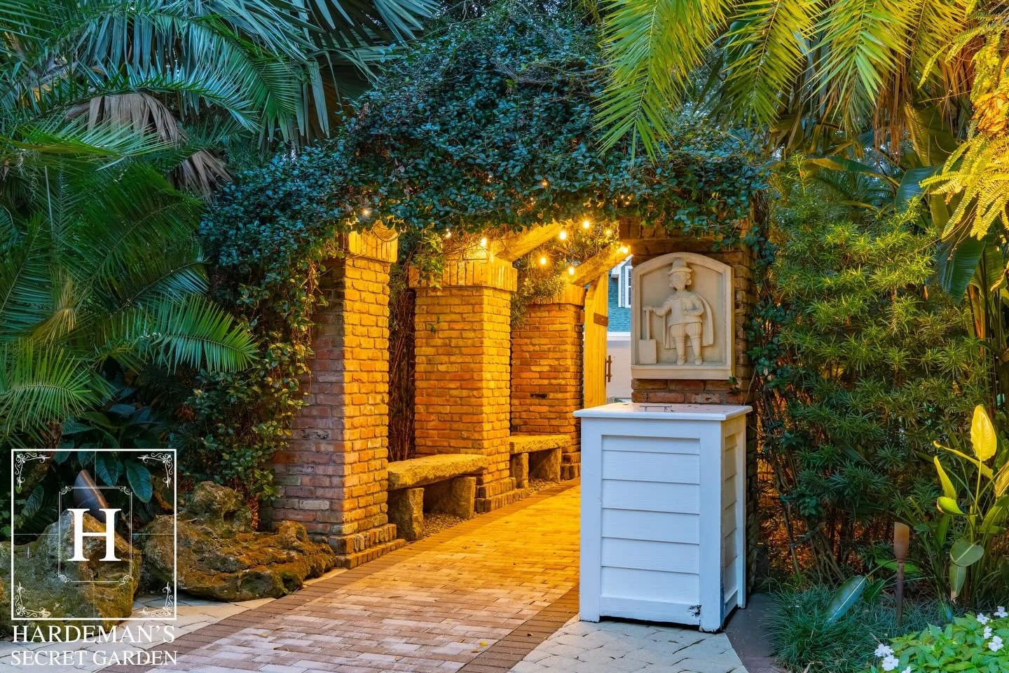 Every corner of Hardeman&rsquo;s Secret Garden is filled with natural beauty &mdash; from thoughtfully designed spaces to peaceful details that make every moment feel special.

#hardemanssecretgarden #weddings #weddingreceptions #weddingvenue #weddin