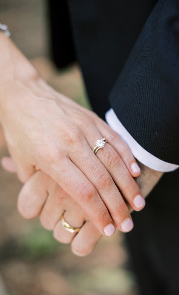 Witness girl's hands at wedding lay engagement rings Stock Photo - Alamy