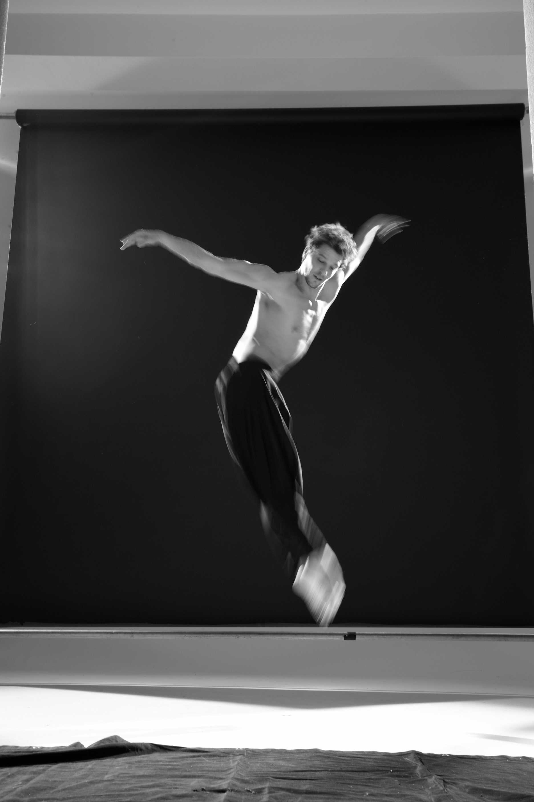 Olivia-Pomp-Ballet-05.jpg