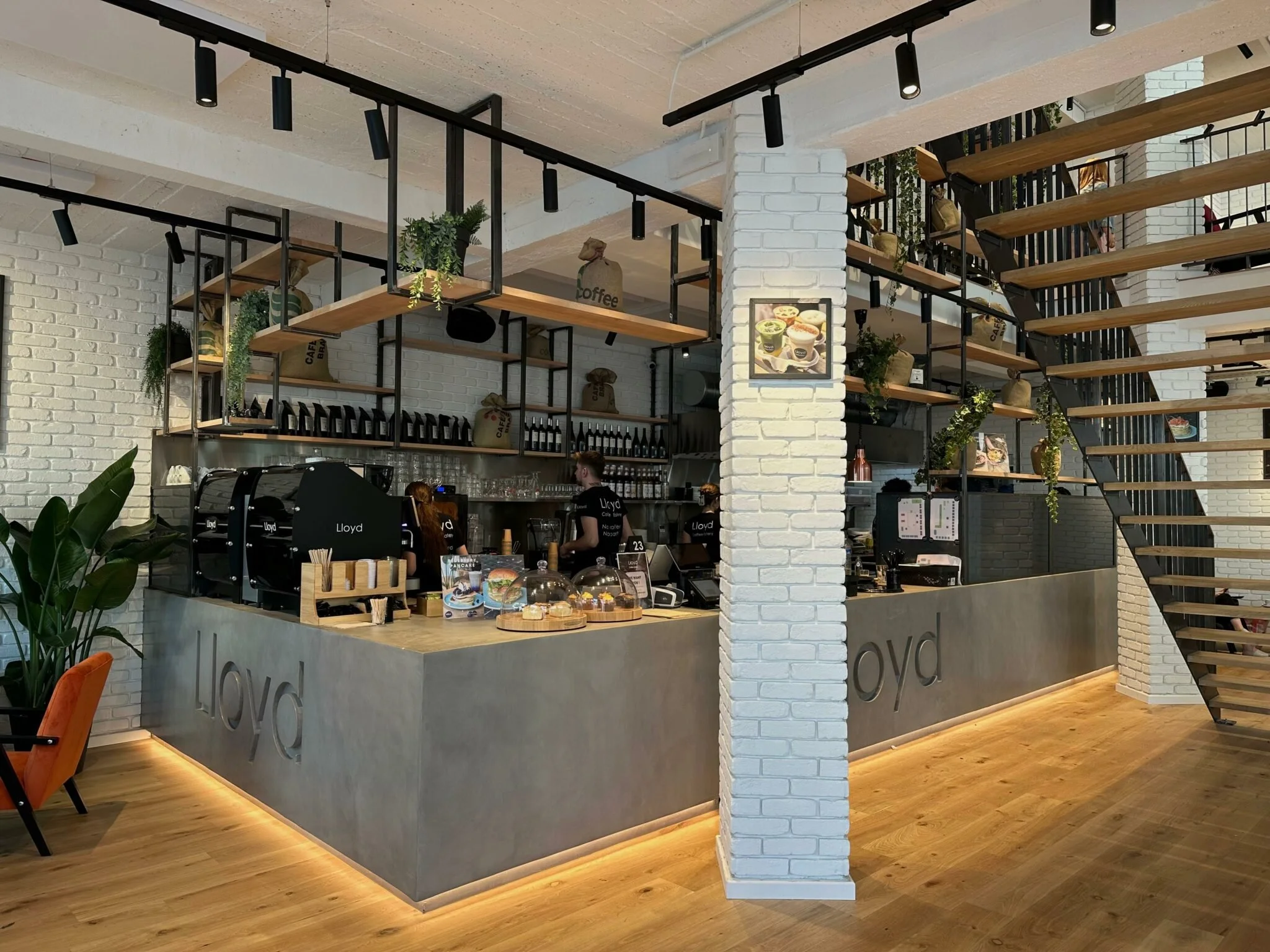 #LLOYD COFFEE Oostende