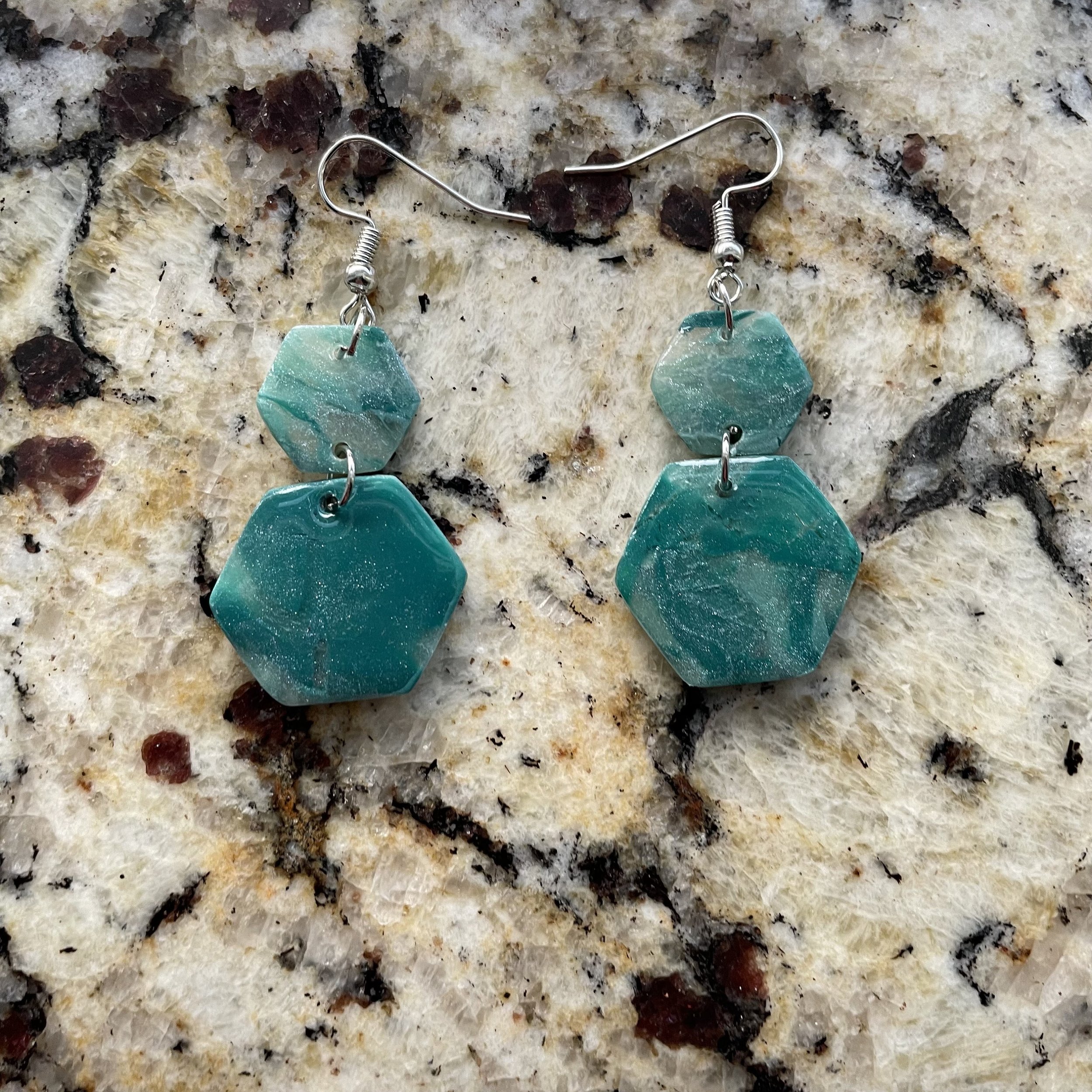 https://i.etsystatic.com/29953998/r/il/fa6141/5516076585/il_fullxfull.5516076585_jf9h.jpg