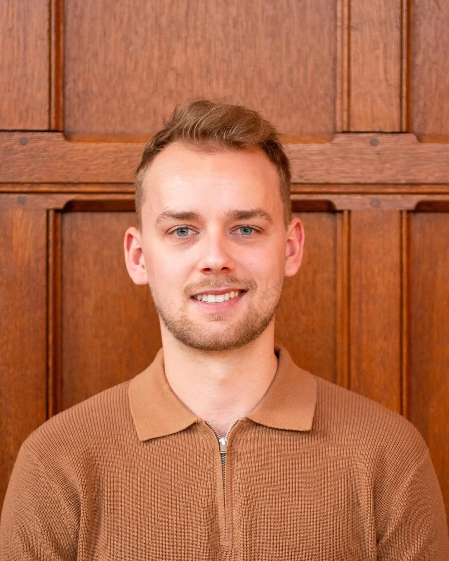 Thomas Leaf headshot