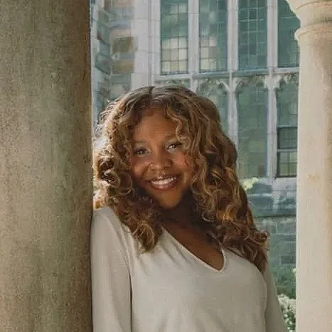 Headshot of Dior Jones