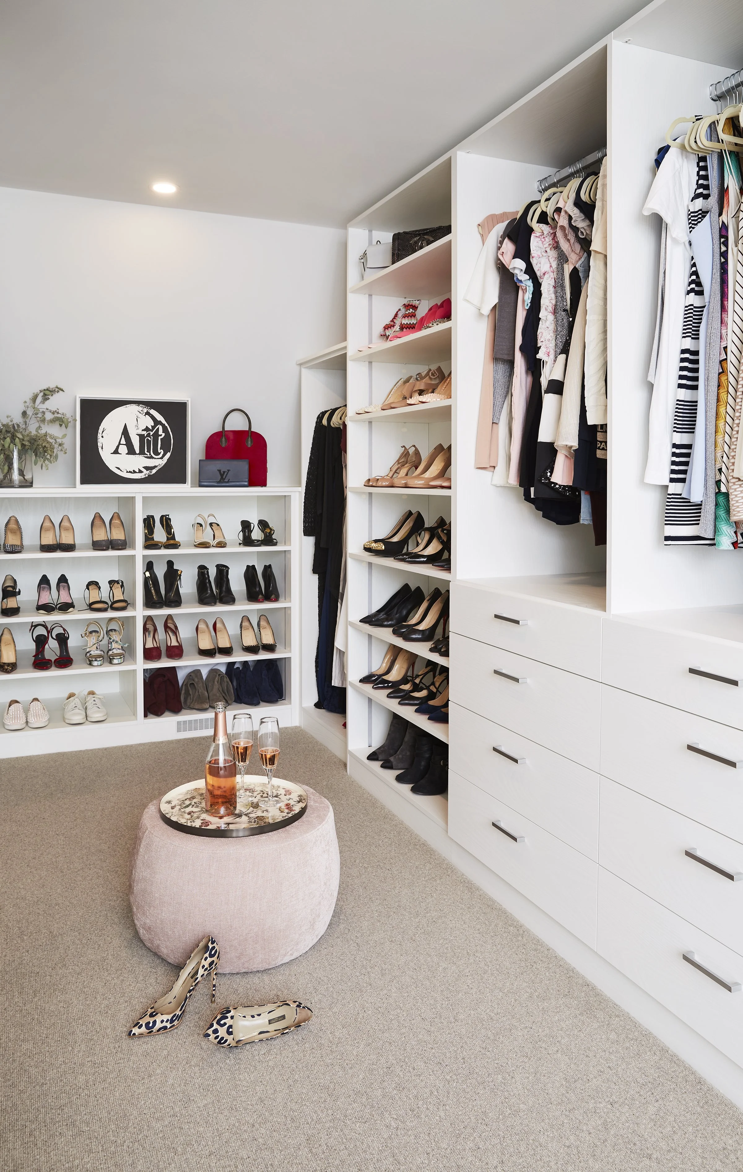 SUMMERHILL CLOSET