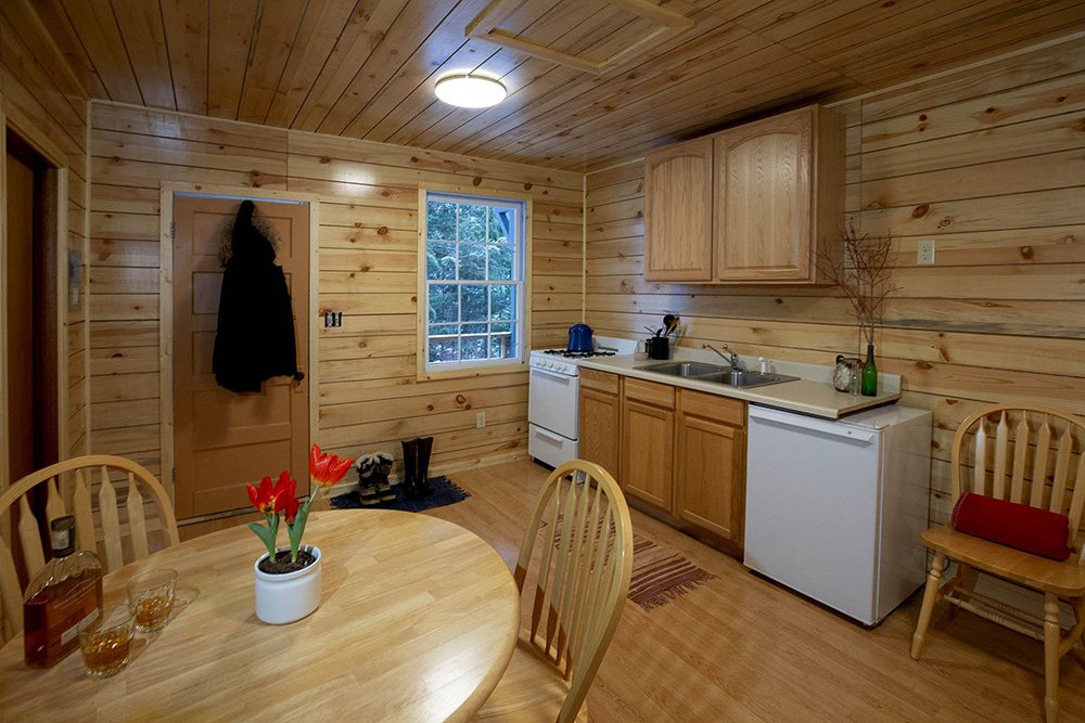 AA_2_Kitchen.jpg